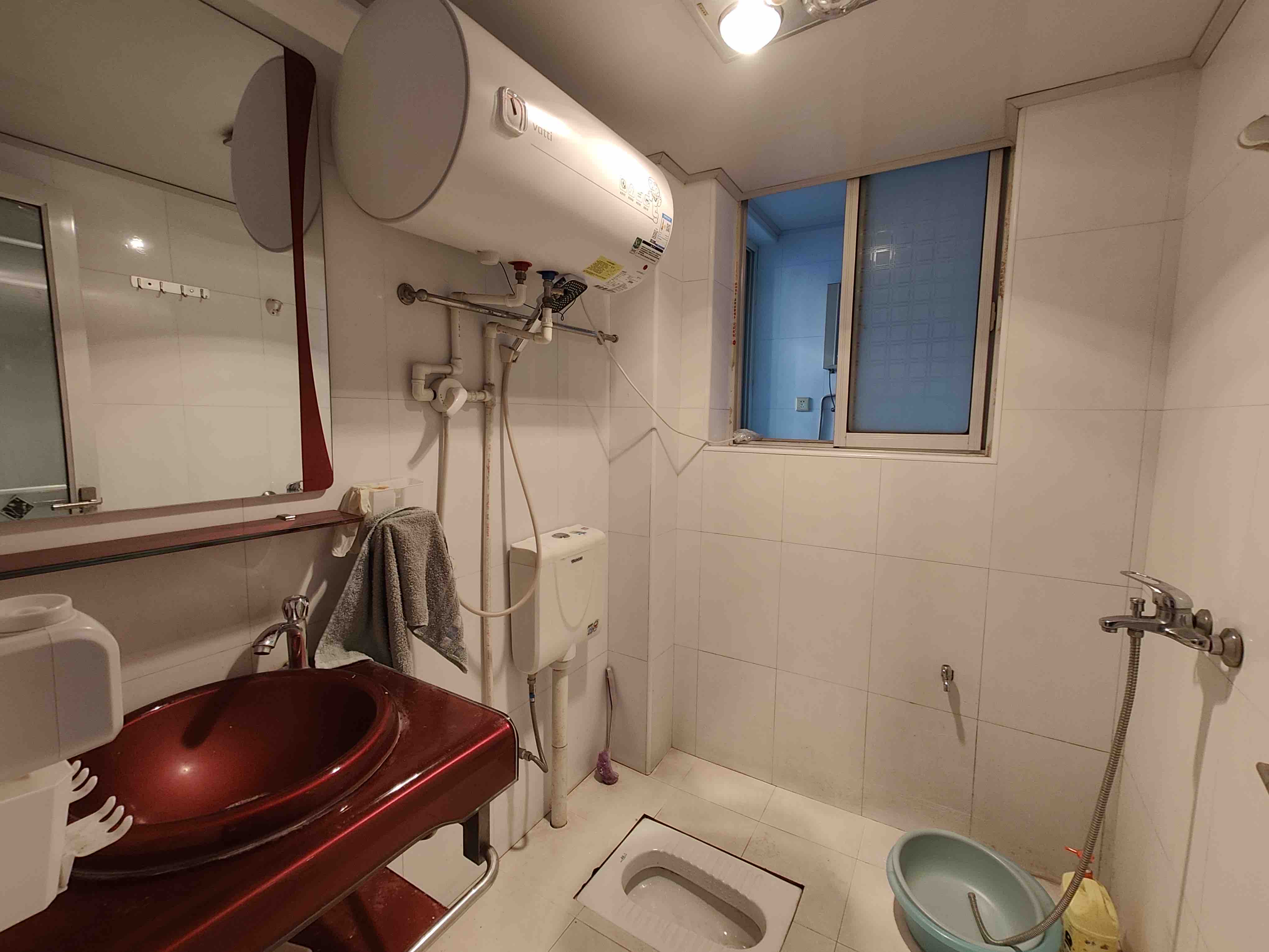 高星明居 2室2厅1卫 1500.00元/月 高星明居 2室2厅1卫 1500.00元/月室内图