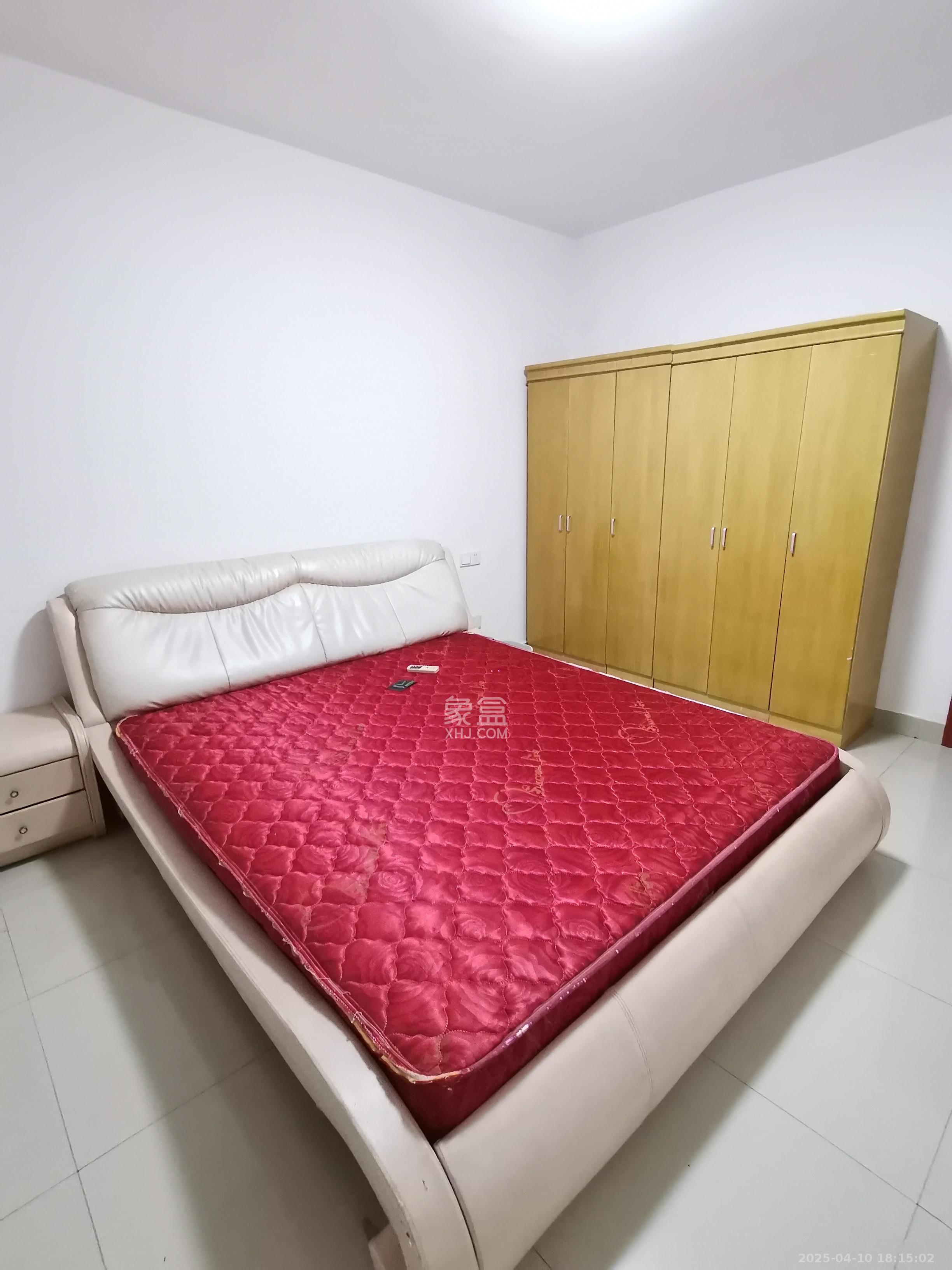 紫晶城  1室1厅1卫    1300.0元/月 紫晶城  1室1厅1卫    1300.0元/月室内图