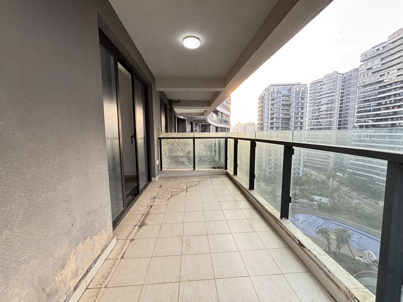 天地凤凰城 3室2厅2卫 150.0万 天地凤凰城 3室2厅2卫 150.0万室内图