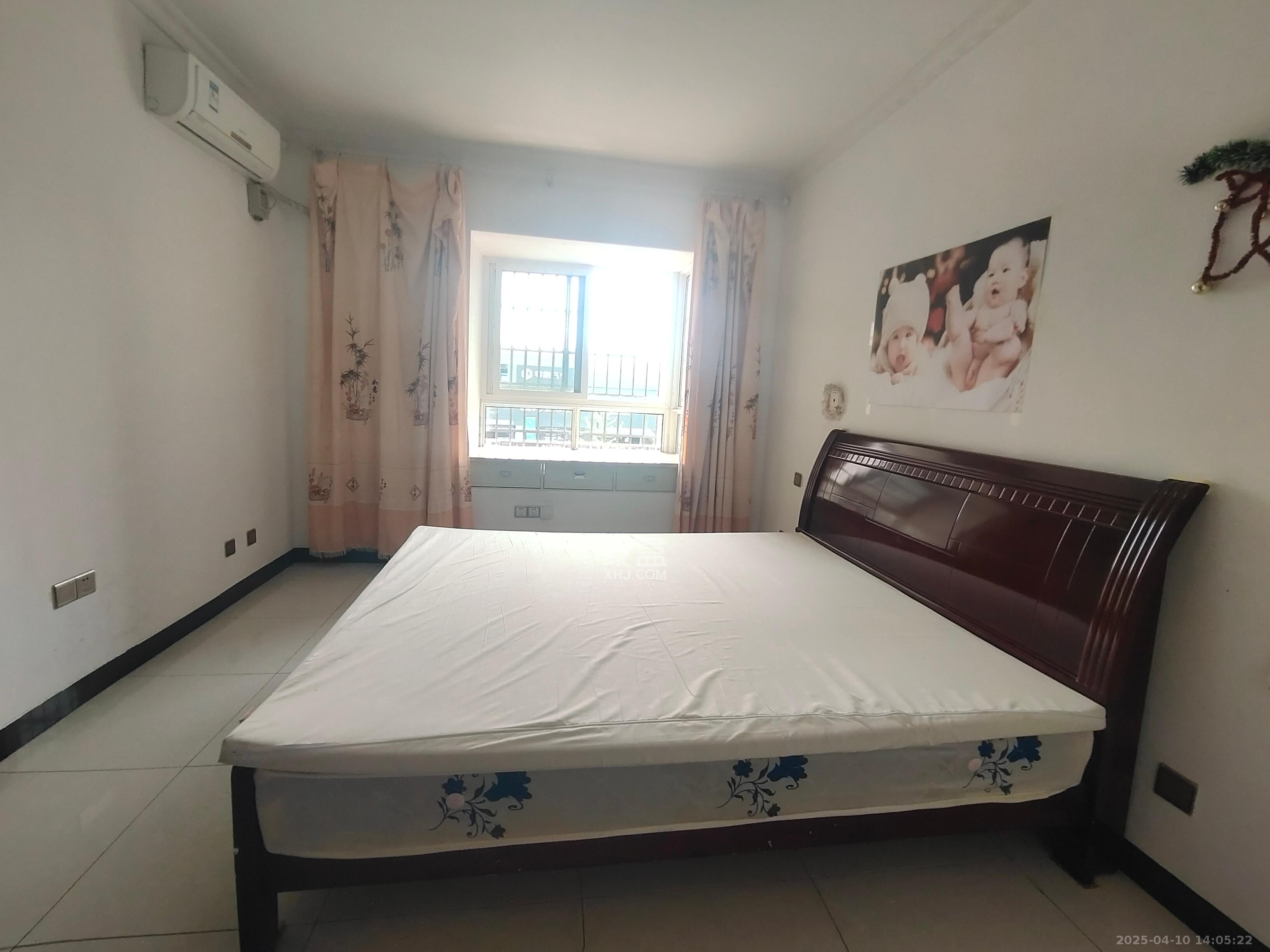 和馨园  3室2厅2卫   2450.00元/月室内图