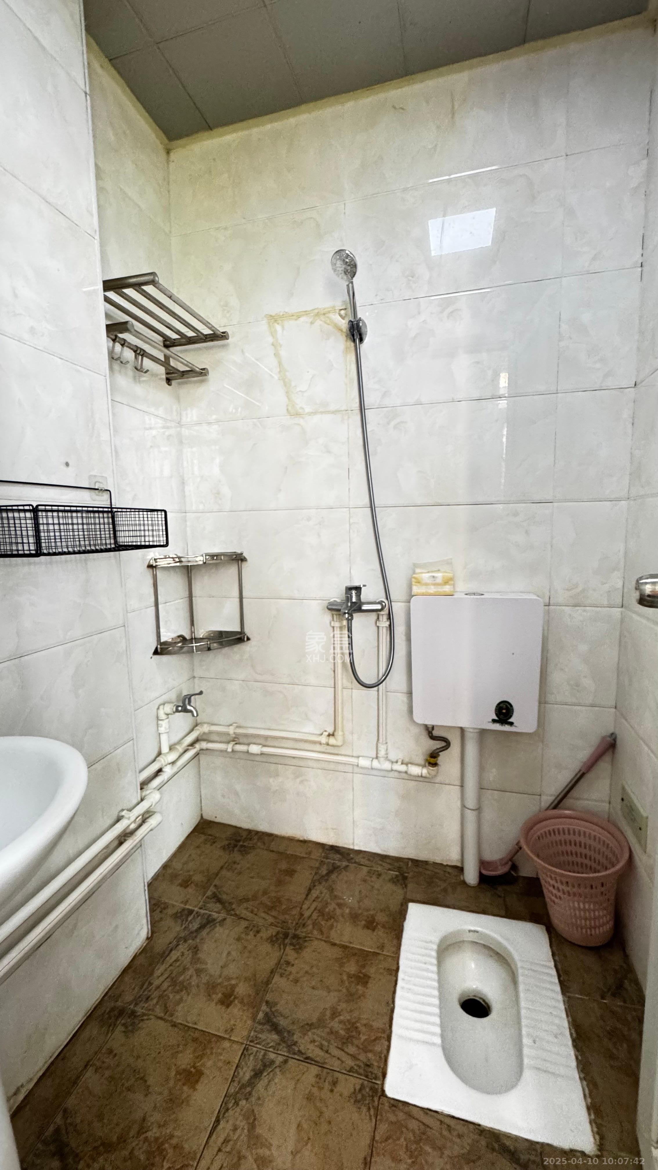 金科佳苑  1室1厅1卫    850.0元/月 金科佳苑  1室1厅1卫    850.0元/月室内图