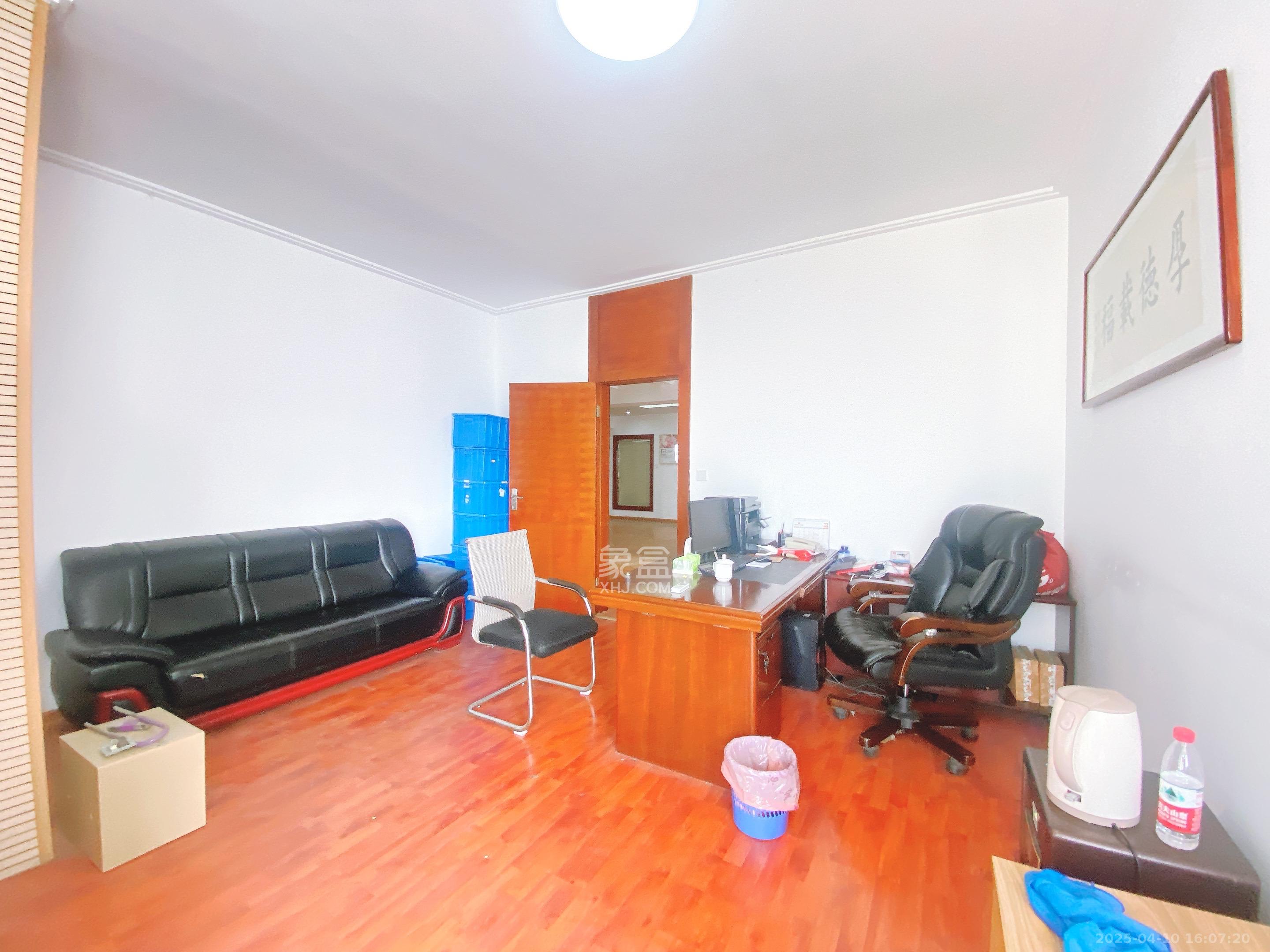 建鸿达现代城 1室0厅0卫 11000.0元/月 建鸿达现代城 1室0厅0卫 11000.0元/月室内图