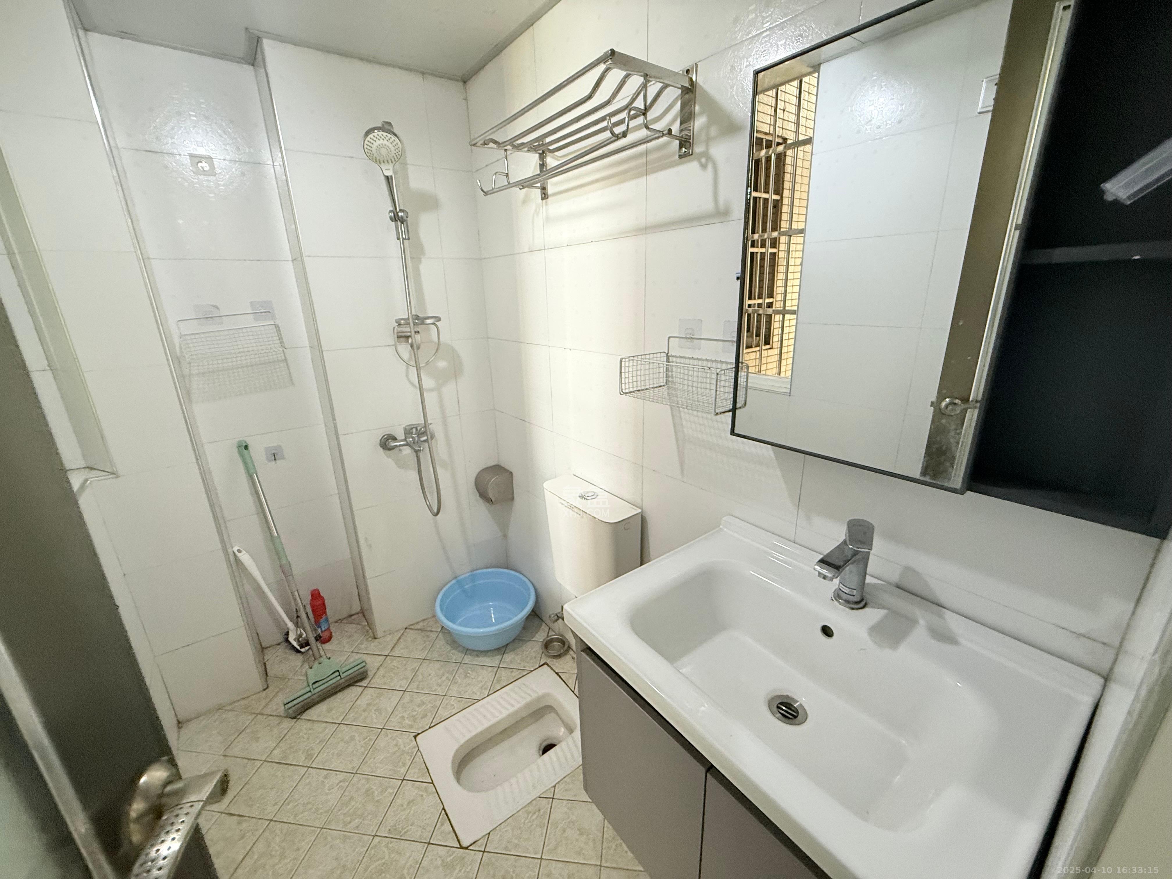 月湖兰庭  1室1厅1卫   1900.00元/月室内图