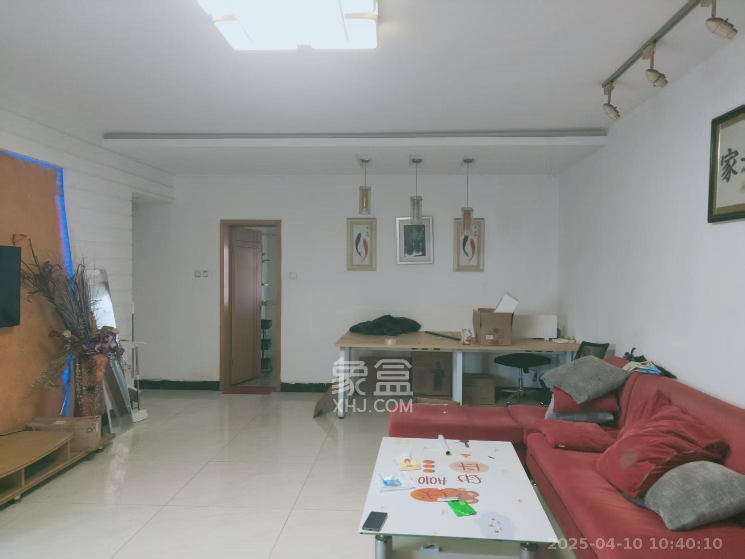 王府井公寓(福源公寓)  3室2厅2卫    4500.0元/月 王府井公寓(福源公寓)  3室2厅2卫    4500.0元/月室内图