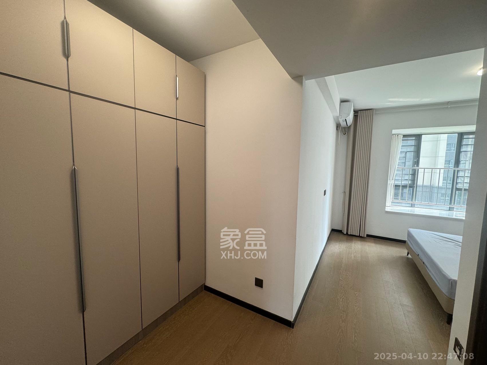 欣利梅溪左岸  4室2厅2卫   3500.00元/月室内图