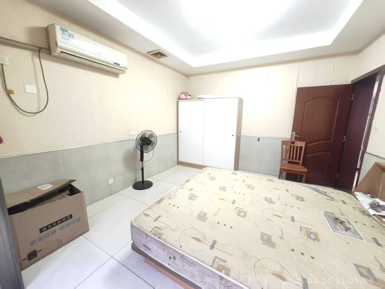 冠华槟榔园  2室2厅1卫    750.0元/月 冠华槟榔园  2室2厅1卫    750.0元/月室内图