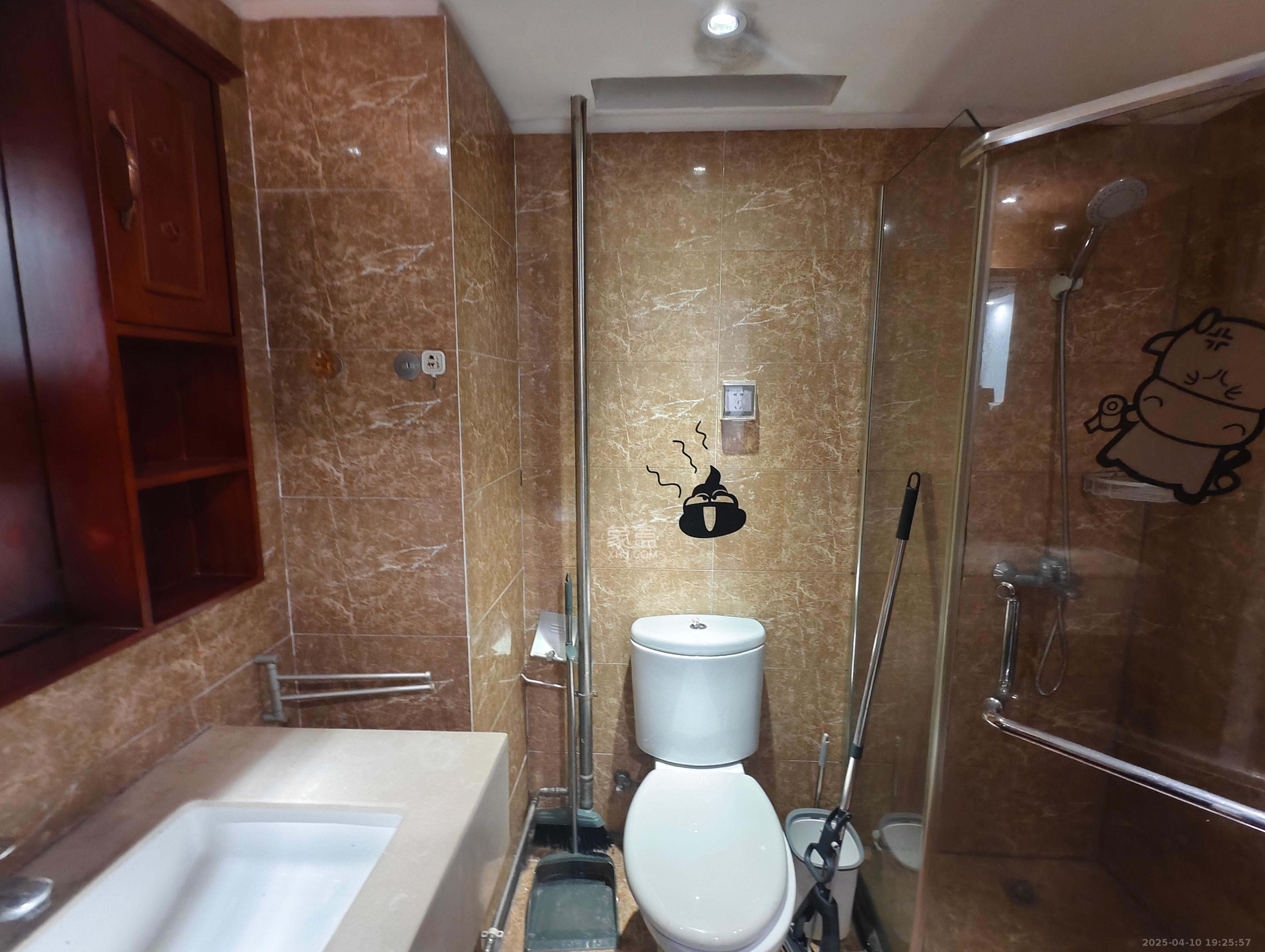 东塘瑞府 1室1厅1卫 2000.0元/月 东塘瑞府 1室1厅1卫 2000.0元/月室内图