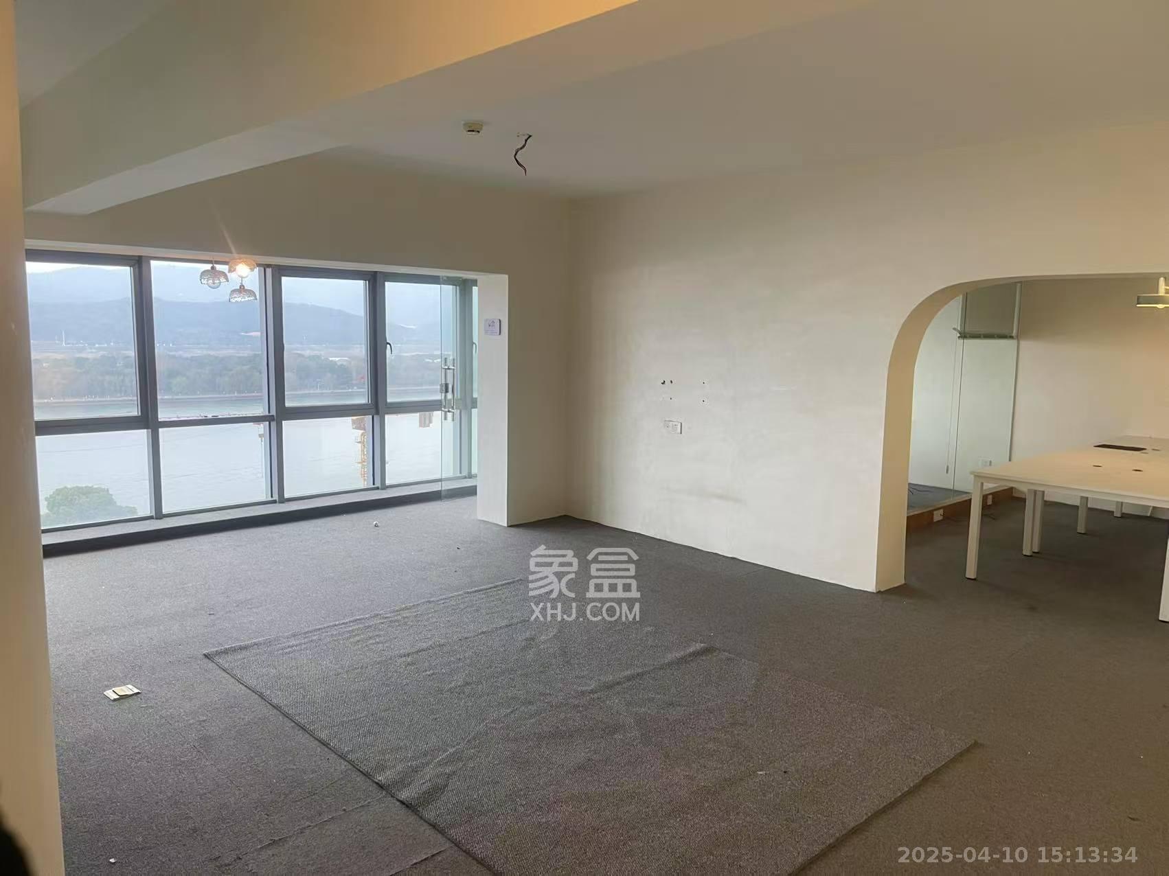 保利国际广场 1室1厅1卫 7800.0元/月 保利国际广场 1室1厅1卫 7800.0元/月室内图