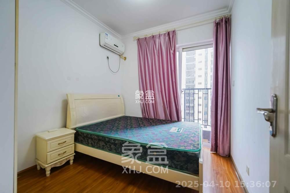 绿地之窗 2室2厅1卫 2000.0元/月 绿地之窗 2室2厅1卫 2000.0元/月室内图