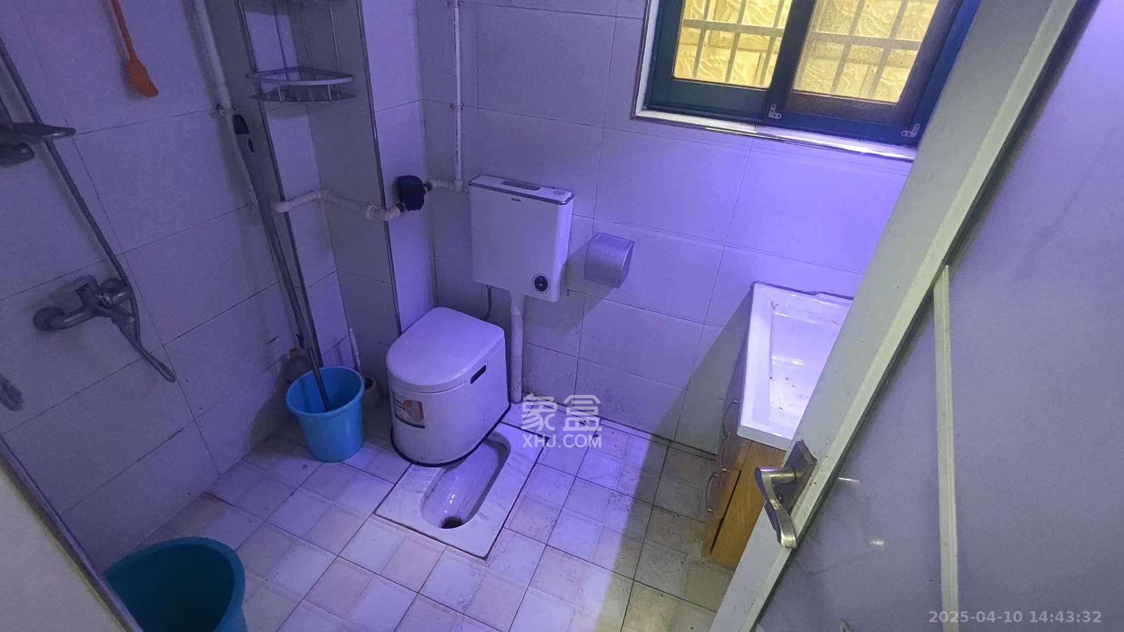 望兴景园一期 1室2厅1卫 1900.0元/月 望兴景园一期 1室2厅1卫 1900.0元/月室内图