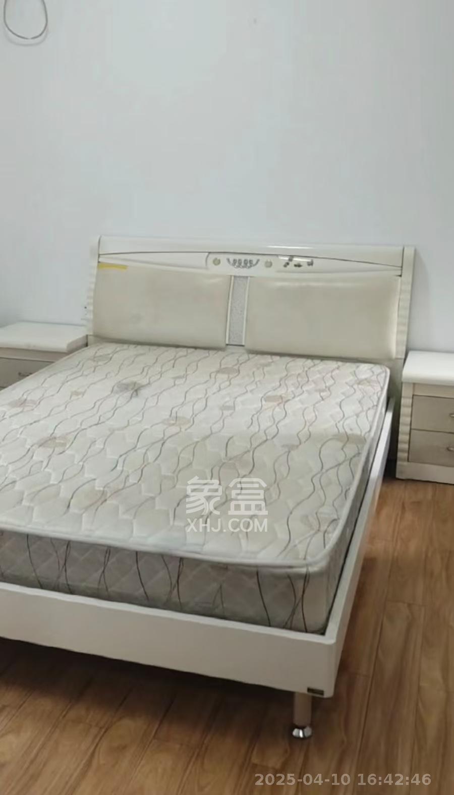 中信文化广场（中信新城二期）  2室2厅1卫   1800.00元/月室内图