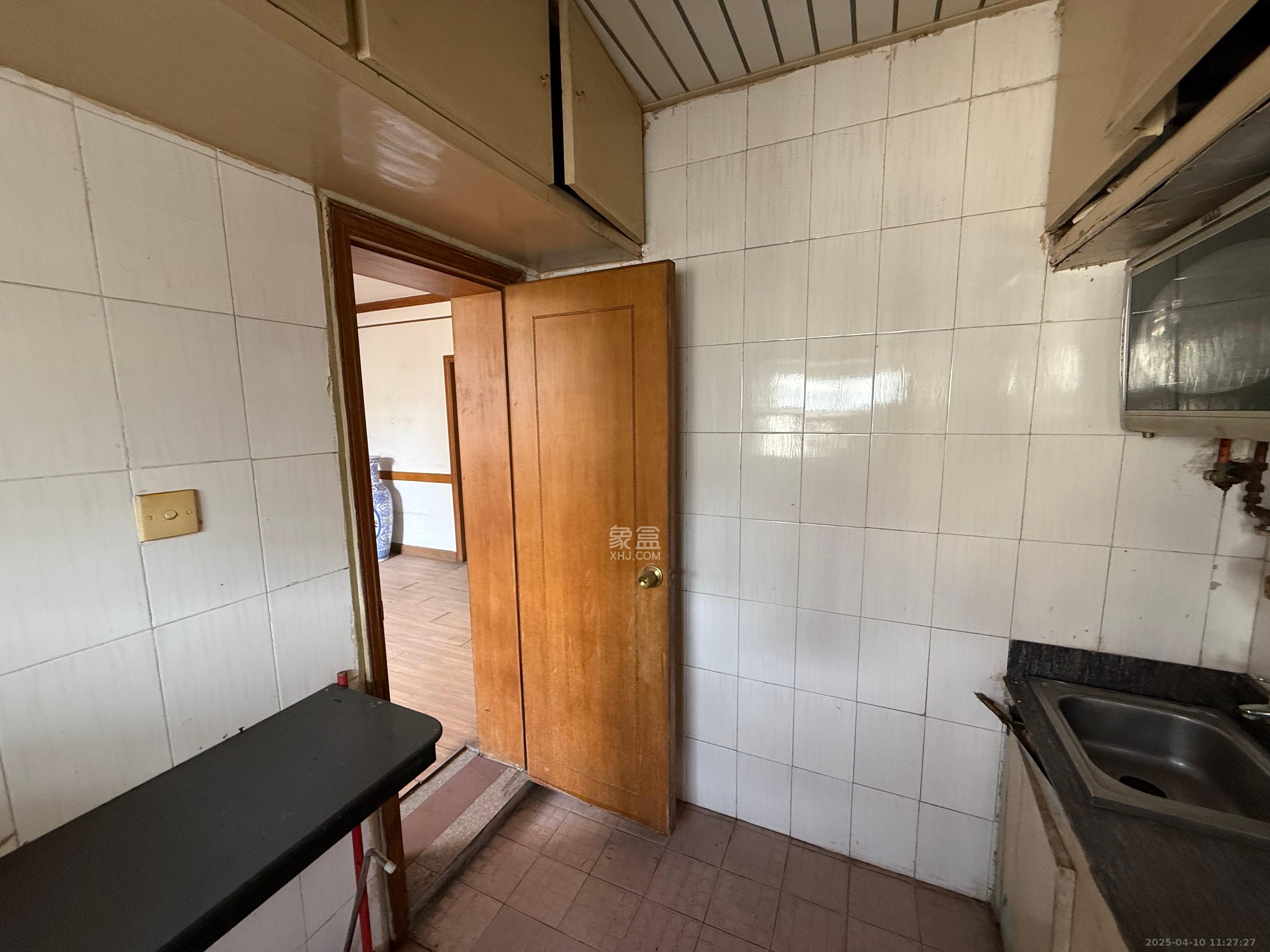 南大桥安居城(百姓市场) 3室2厅1卫 1000.0元/月 南大桥安居城(百姓市场) 3室2厅1卫 1000.0元/月室内图