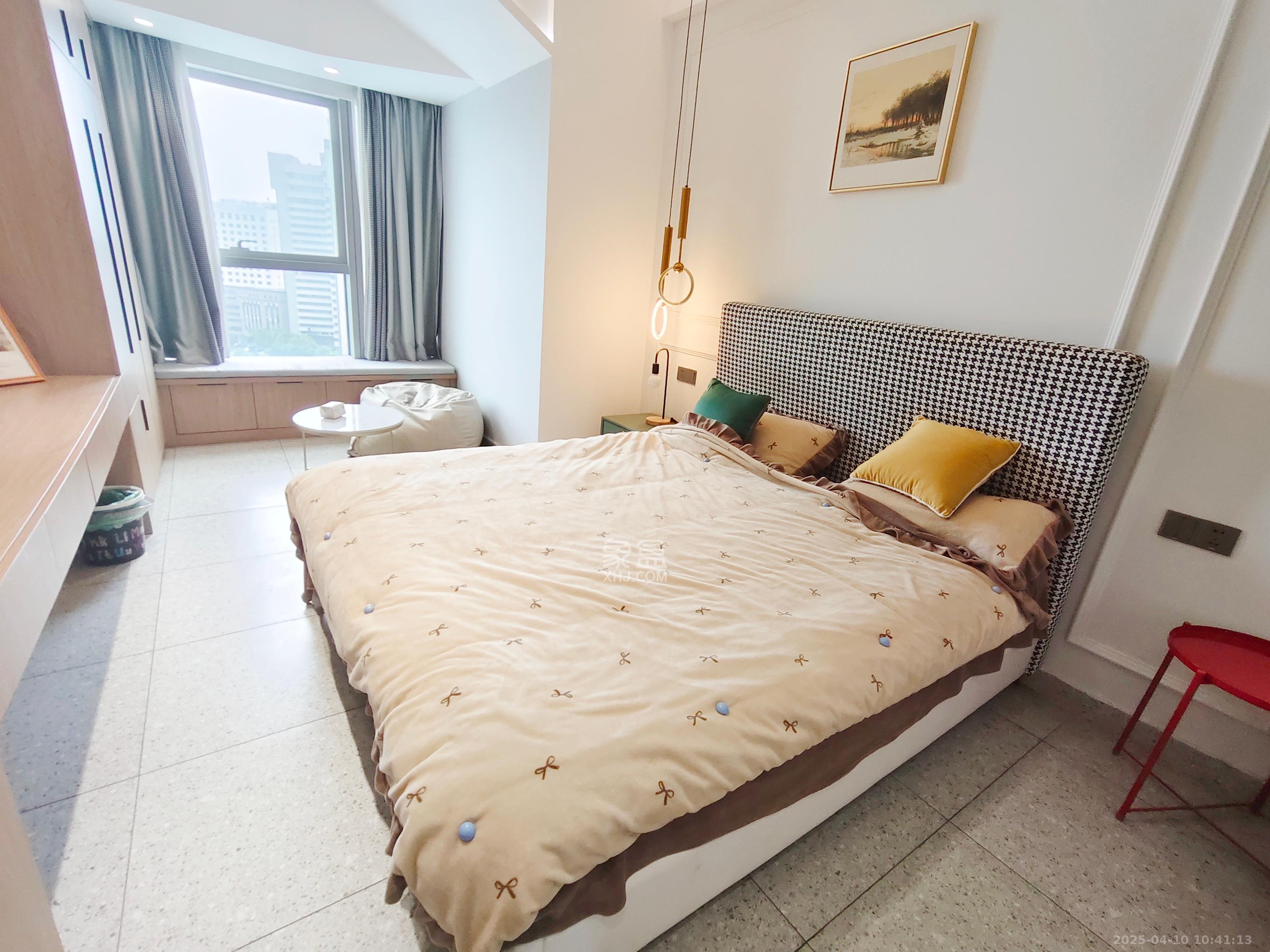 汇景发展环球中心  1室1厅1卫    2400.0元/月 汇景发展环球中心  1室1厅1卫    2400.0元/月