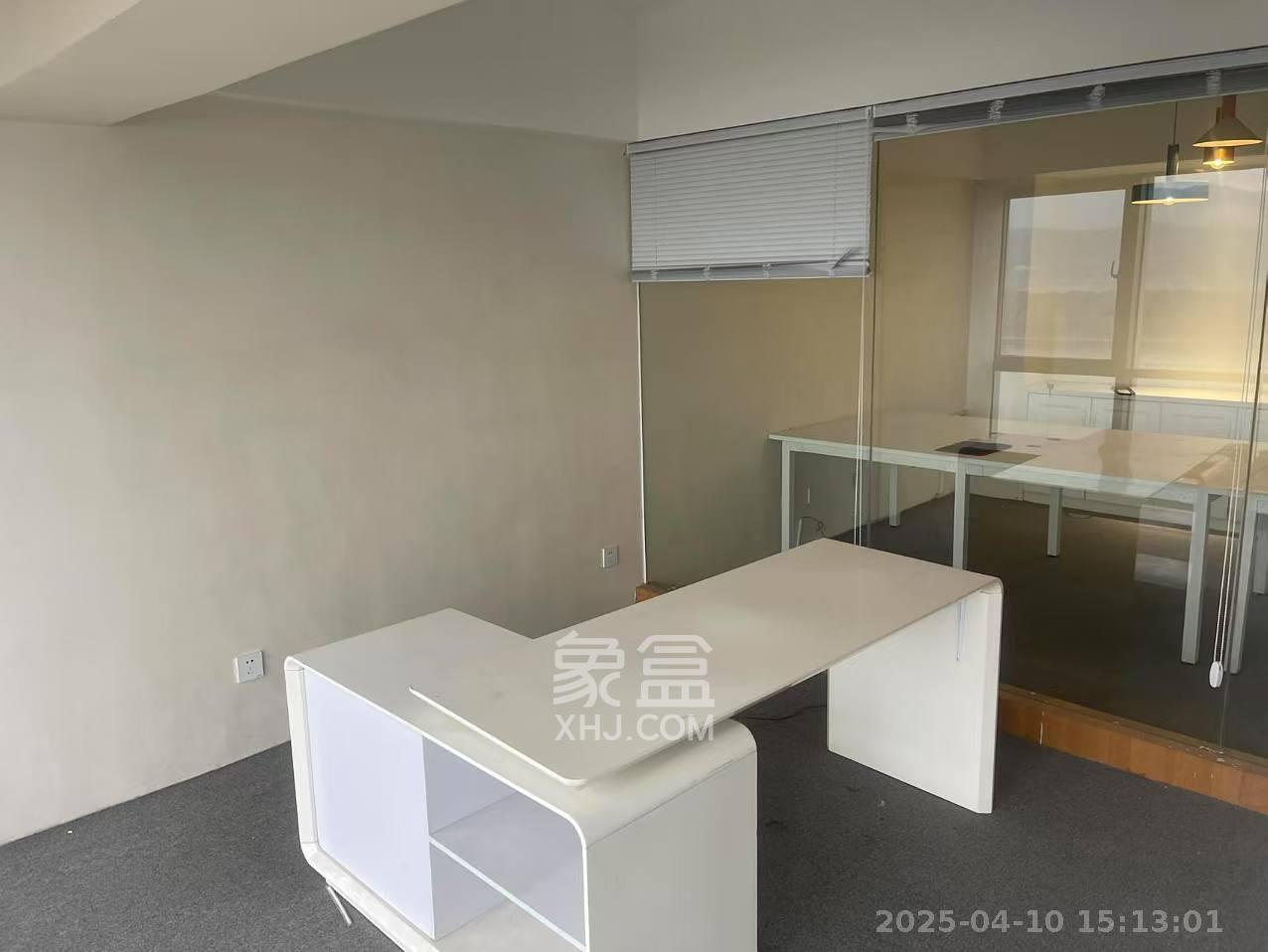 保利国际广场 1室1厅1卫 7800.0元/月 保利国际广场 1室1厅1卫 7800.0元/月室内图