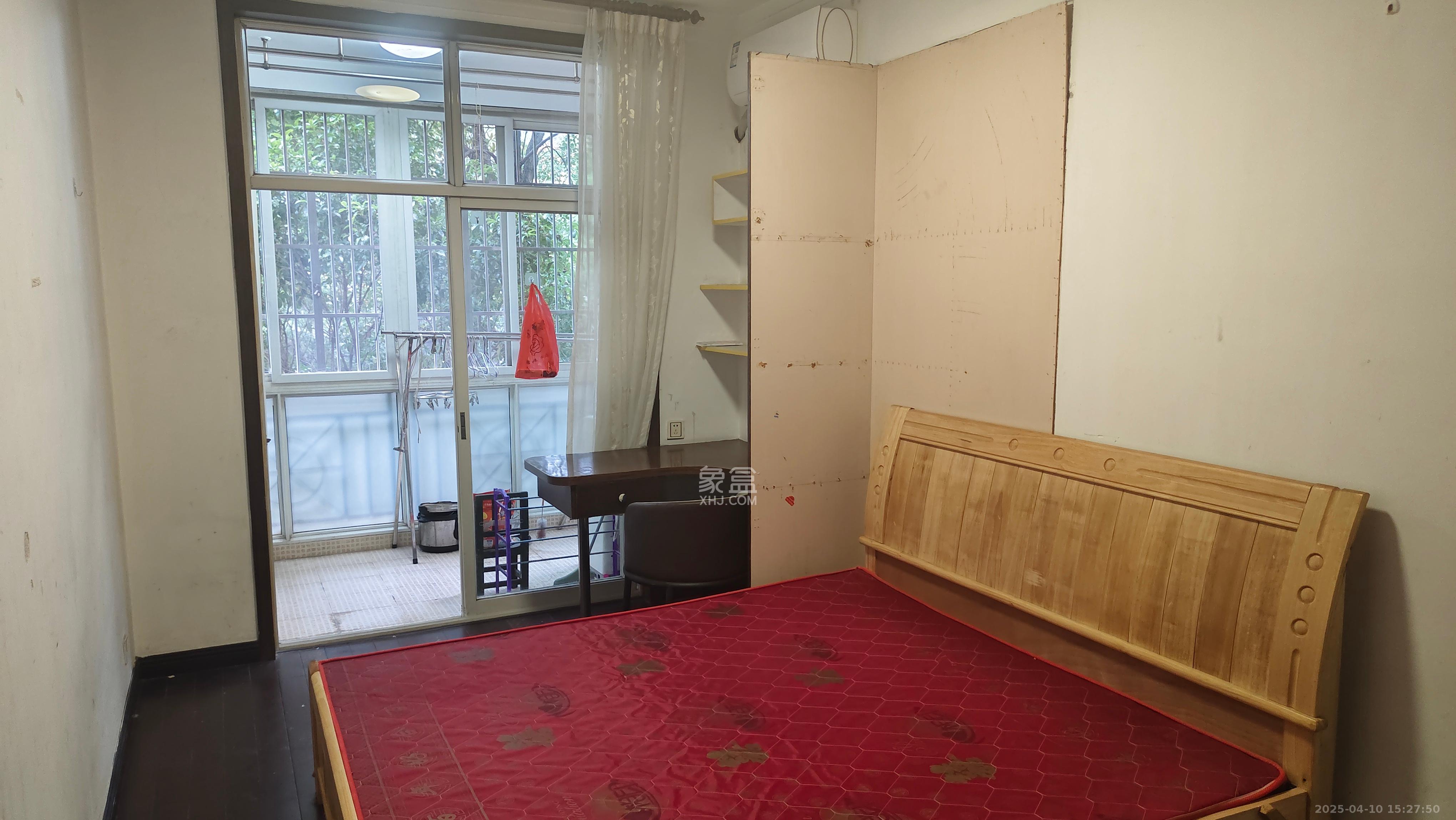 茶叶大市场“山水茗园”  1室1厅1卫    1600.0元/月室内图1