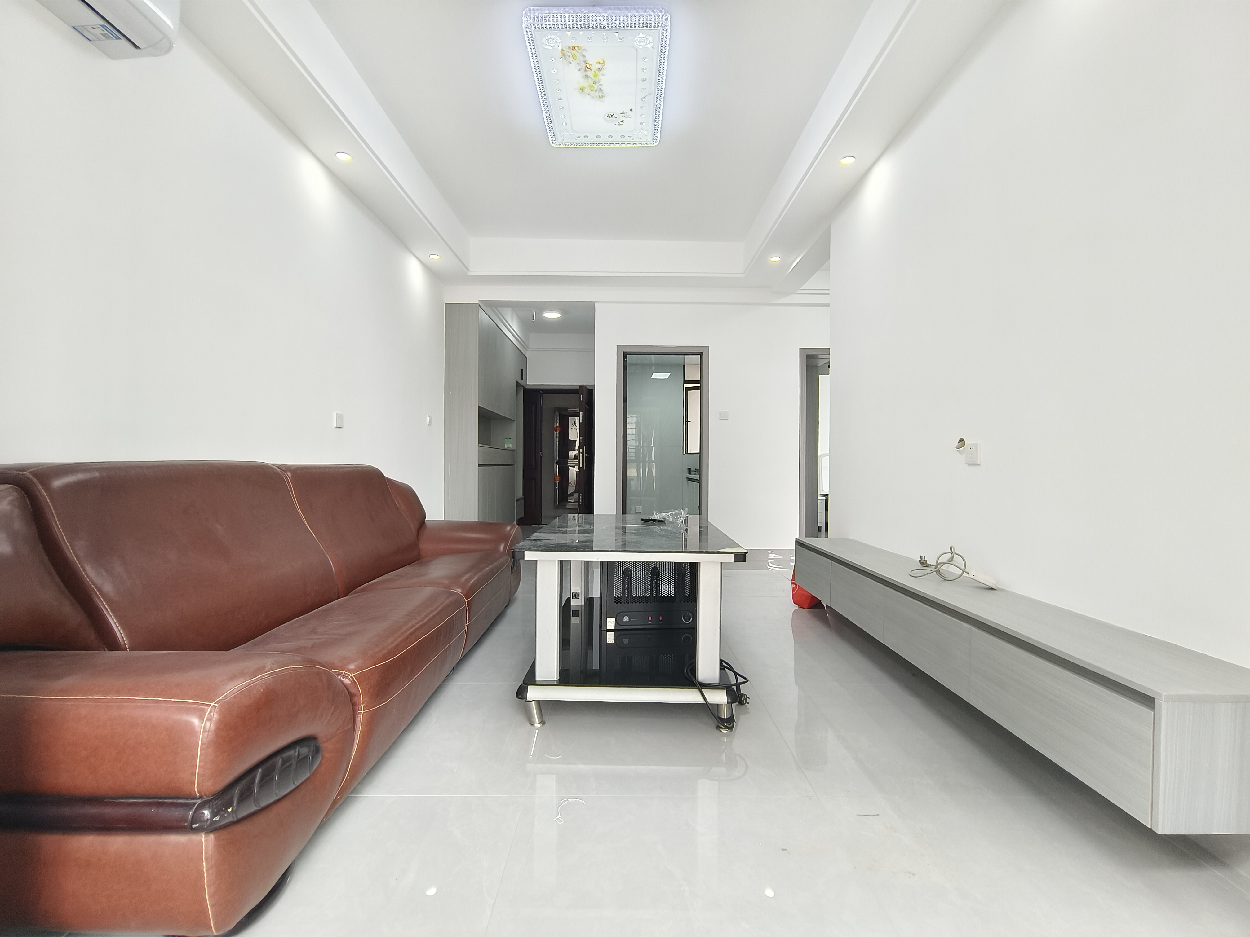 富华里 2室2厅1卫 1800.0元/月 富华里 2室2厅1卫 1800.0元/月室内图