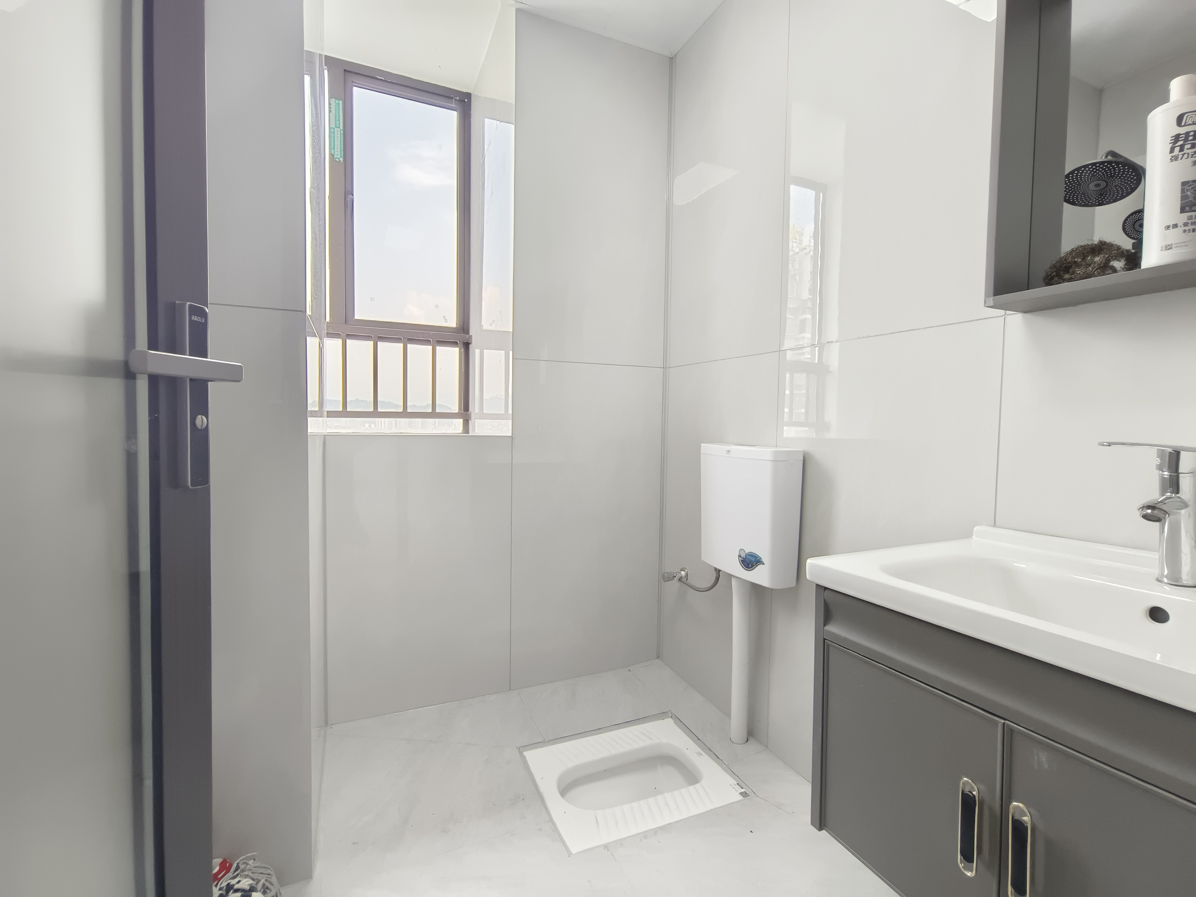 富华里 2室2厅1卫 1800.0元/月 富华里 2室2厅1卫 1800.0元/月室内图