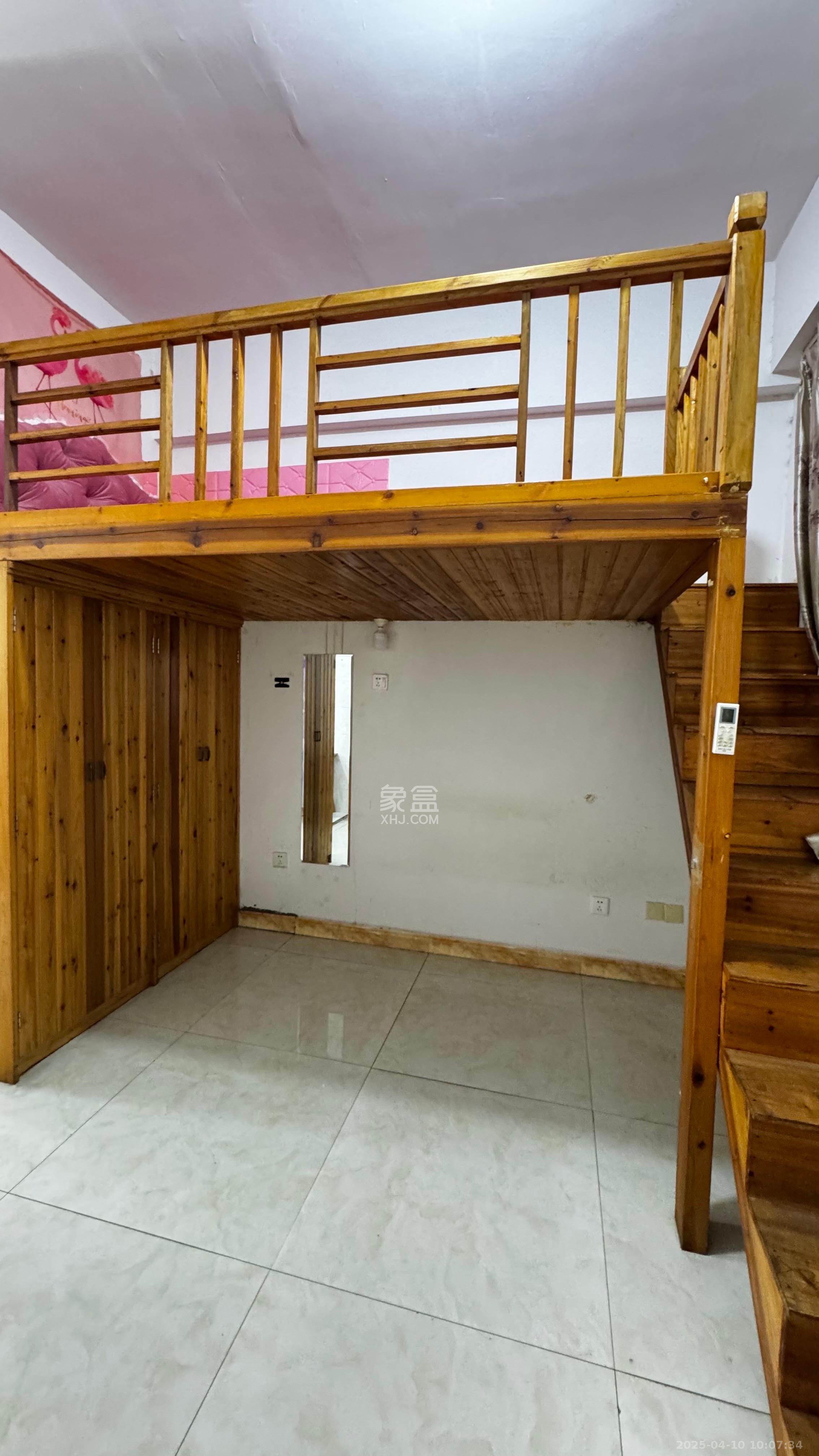 金科佳苑  1室1厅1卫    850.0元/月 金科佳苑  1室1厅1卫    850.0元/月室内图1