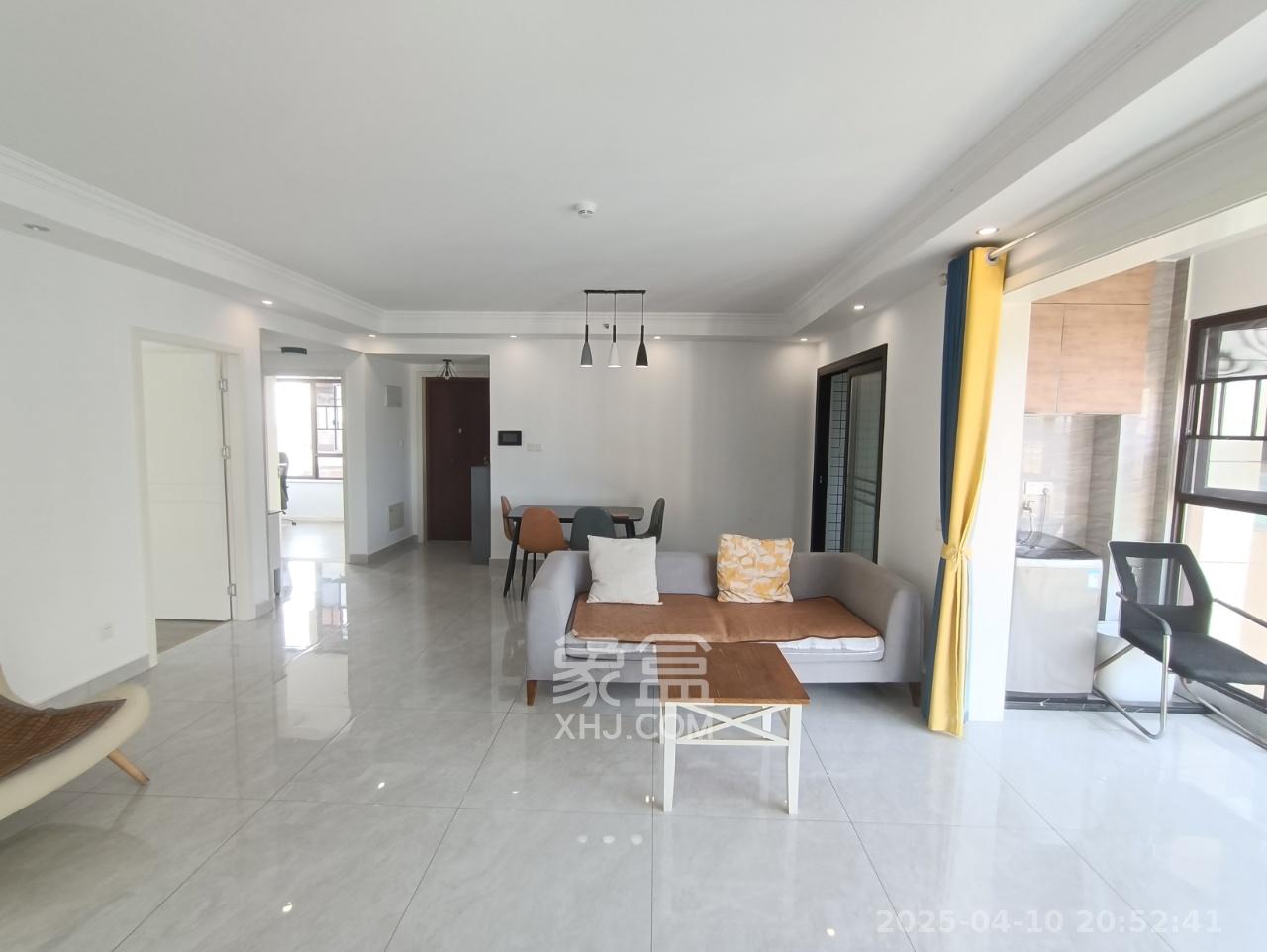 佳兆业云顶梅溪湖(佳兆业梅溪荟)  4室2厅2卫    3300.0元/月 佳兆业云顶梅溪湖(佳兆业梅溪荟)  4室2厅2卫    3300.0元/月