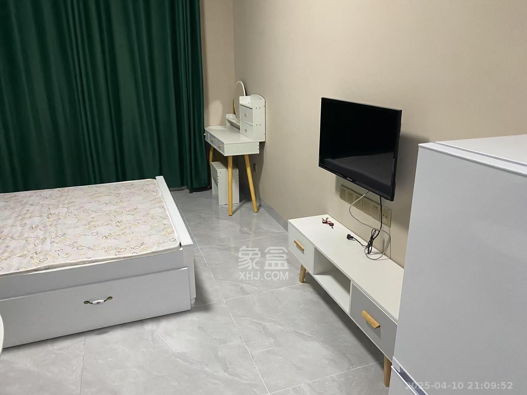保利香槟国际  1室1厅1卫   1100.00元/月室内图