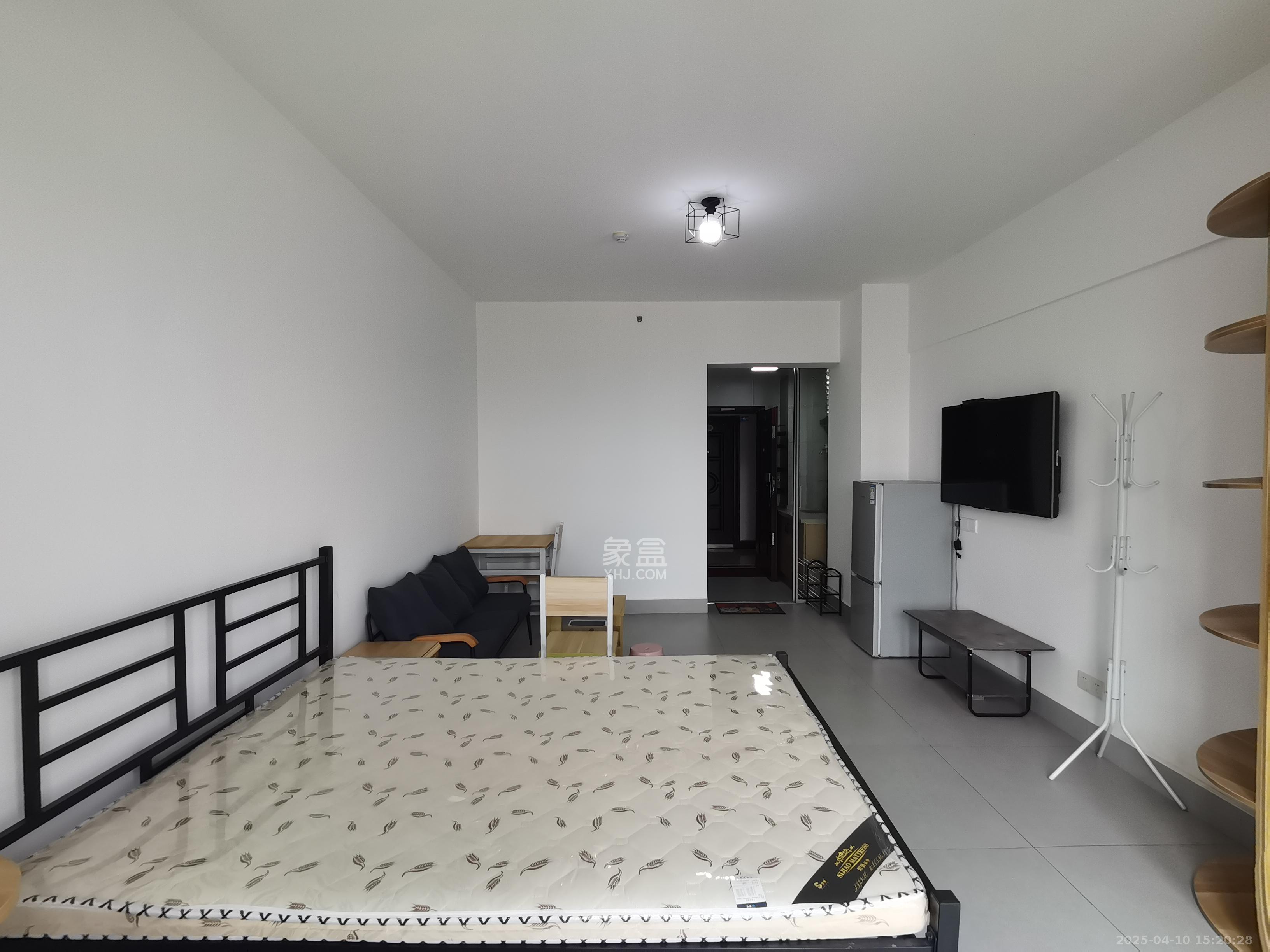 万象凯旋湾 1室0厅1卫 1500.0元/月 万象凯旋湾 1室0厅1卫 1500.0元/月室内图