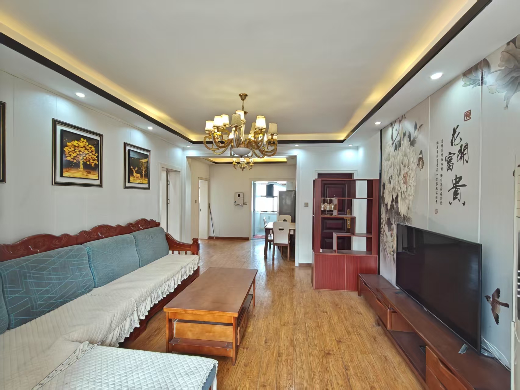 涟钢大市场 3室2厅1卫 19.8万 涟钢大市场 3室2厅1卫 19.8万客厅