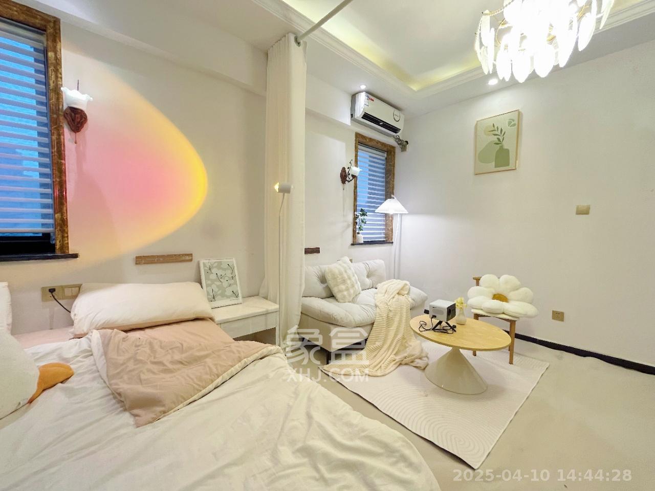 未来漫城  1室1厅1卫   1600.00元/月室内图