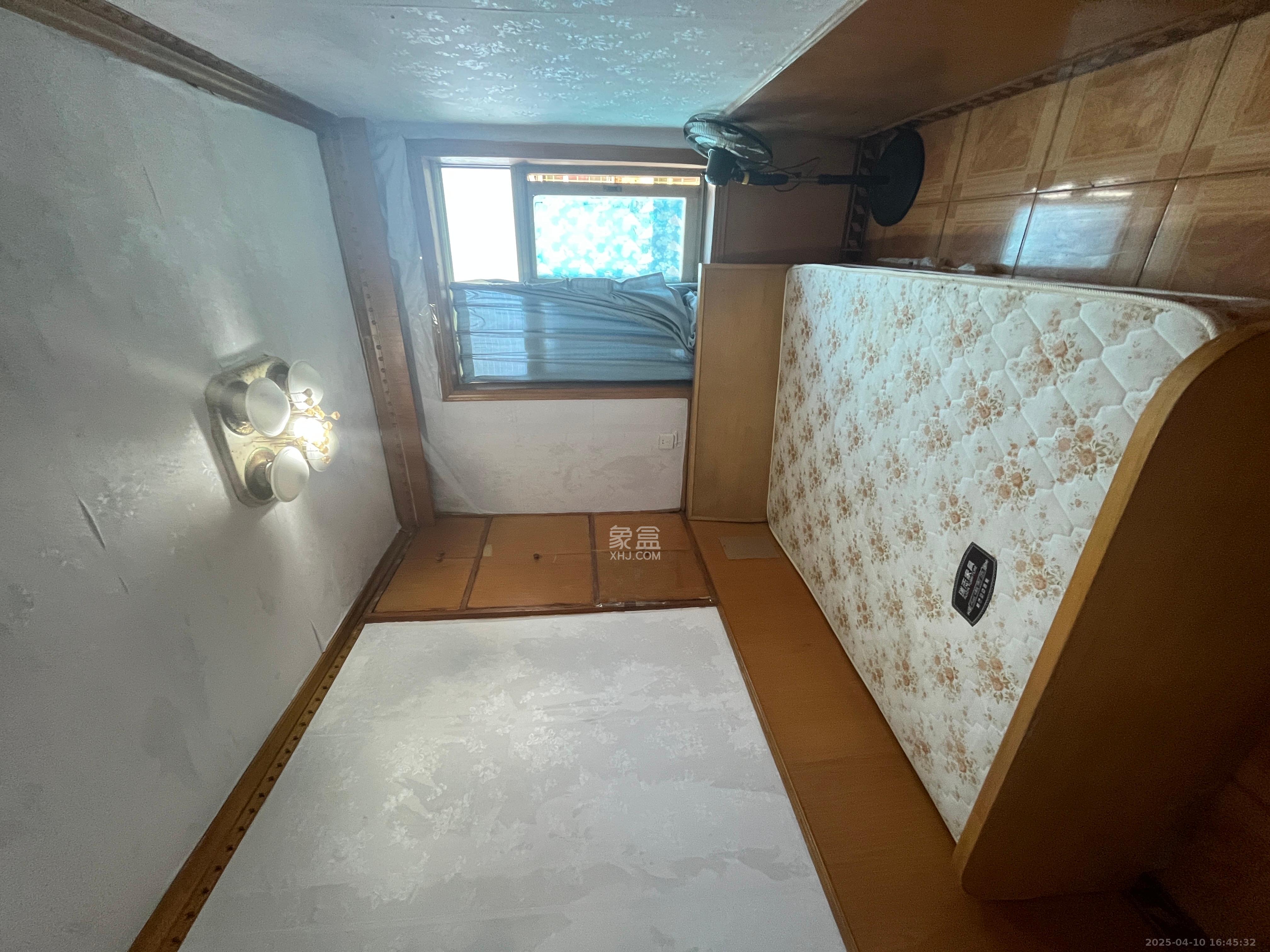 赤岗小区(一二三片) 3室2厅1卫 1500.0元/月 赤岗小区(一二三片) 3室2厅1卫 1500.0元/月室内图