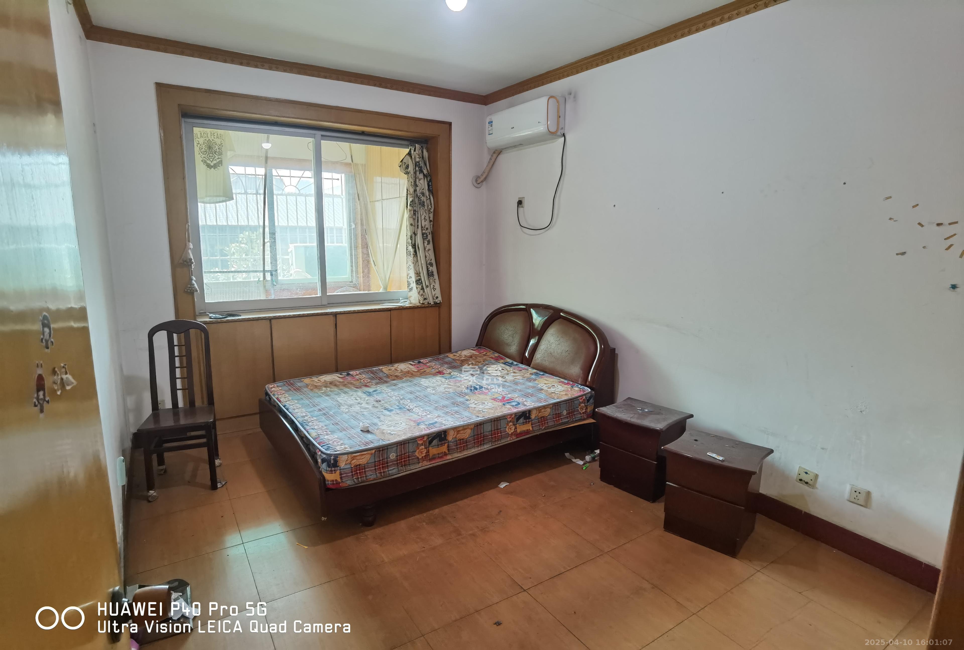 公安分局宿舍 2室2厅2卫 1400.0元/月 公安分局宿舍 2室2厅2卫 1400.0元/月室内图