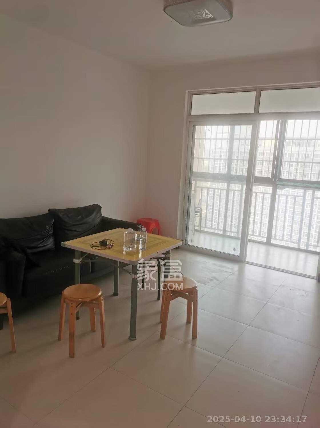 爵士湘 2室2厅1卫 1600.0元/月 爵士湘 2室2厅1卫 1600.0元/月室内图