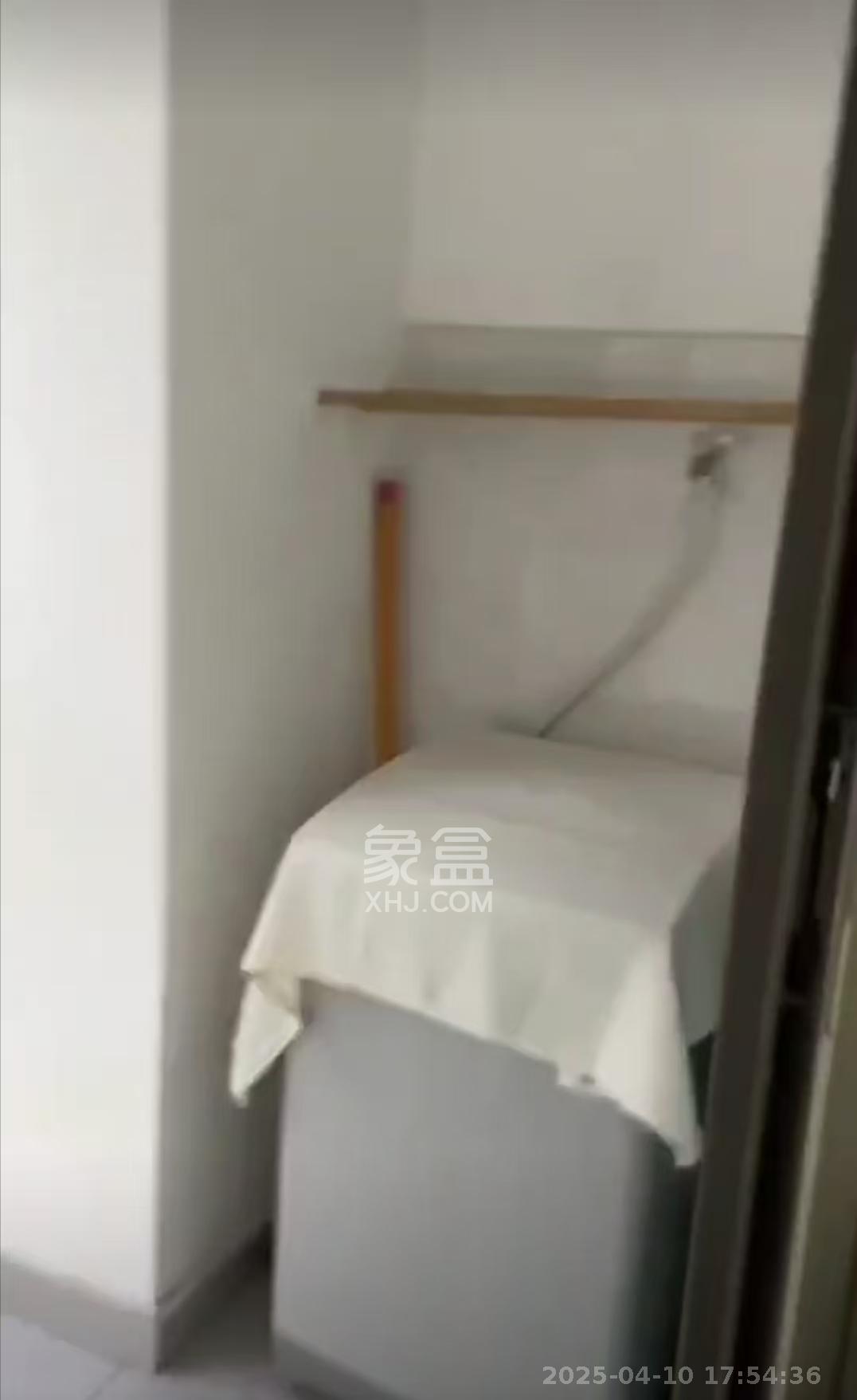 佳兆业云顶梅溪湖（佳兆业梅溪荟）  3室2厅1卫    3000.0元/月室内图