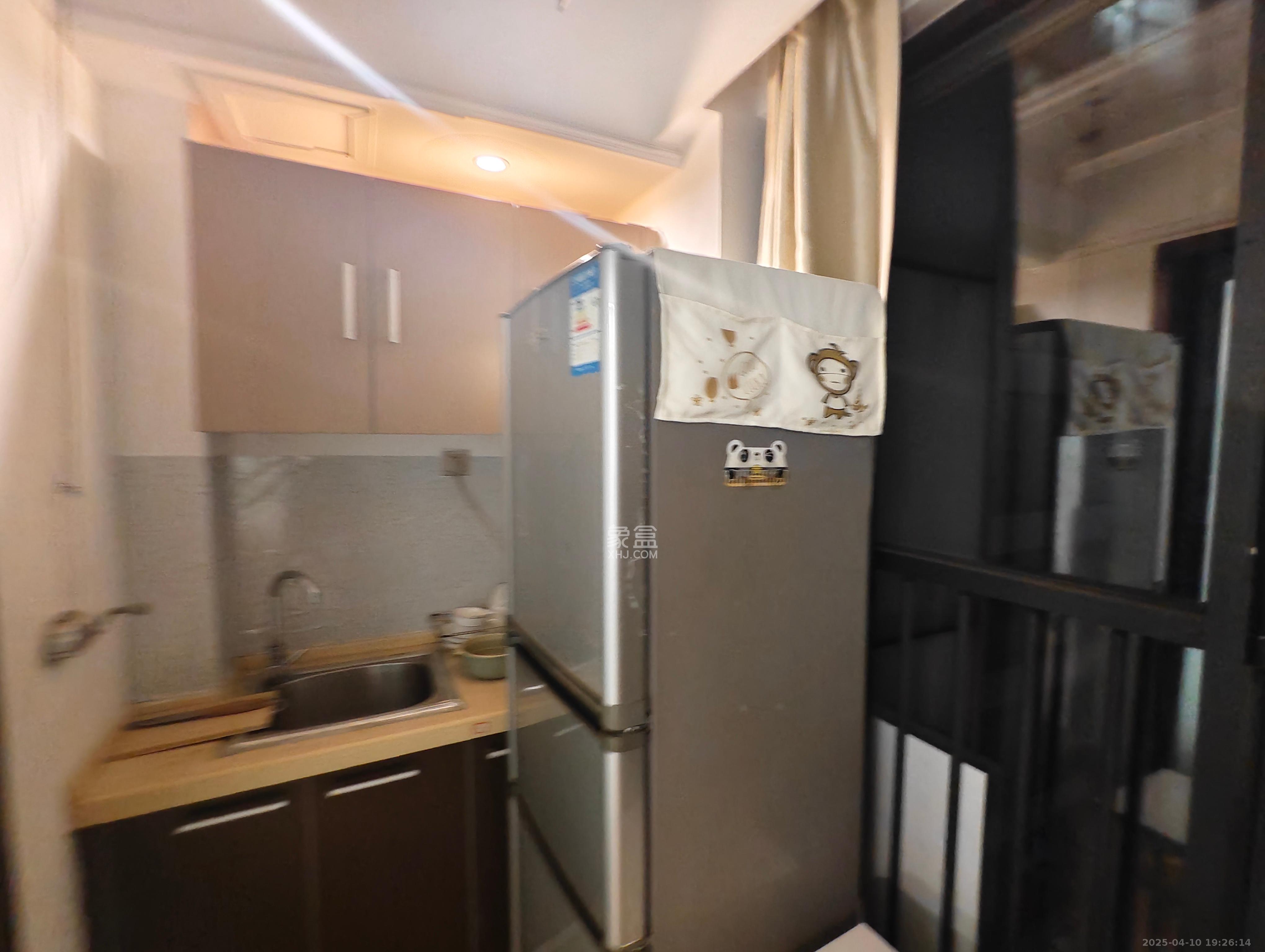 东塘瑞府 1室1厅1卫 2000.0元/月 东塘瑞府 1室1厅1卫 2000.0元/月室内图