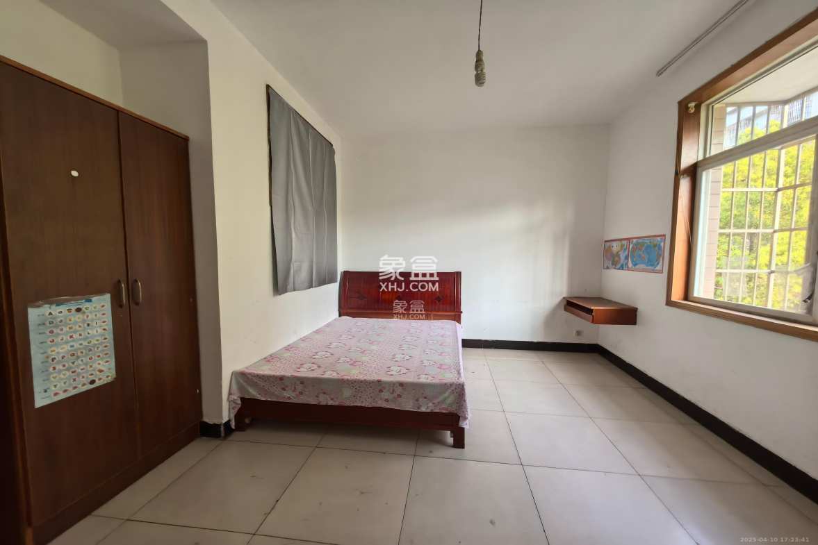 松雅安置小区 2室1厅1卫 800.0元/月 松雅安置小区 2室1厅1卫 800.0元/月室内图