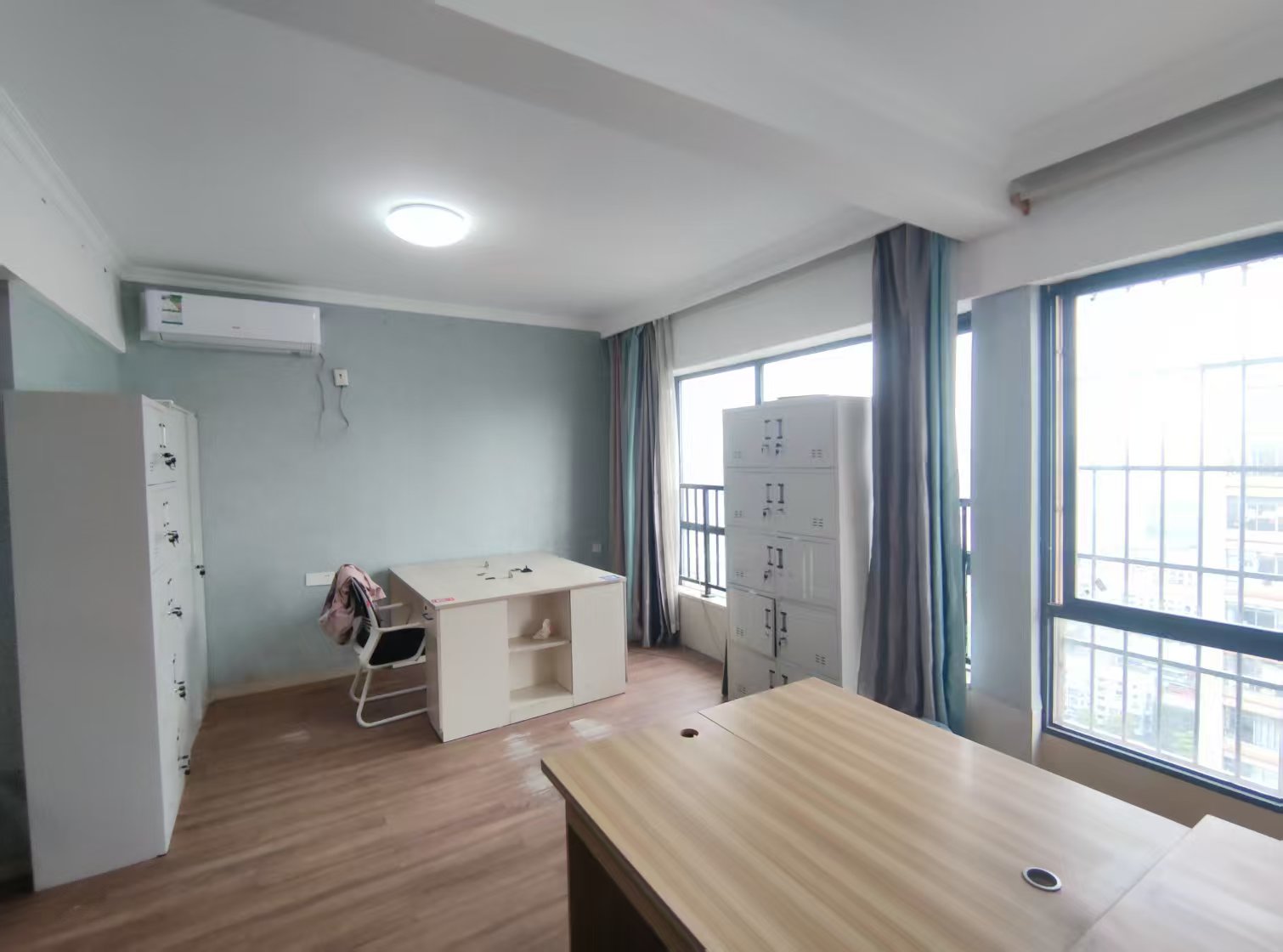 中建国际大厦  2室1厅1卫   1500.00元/月室内图