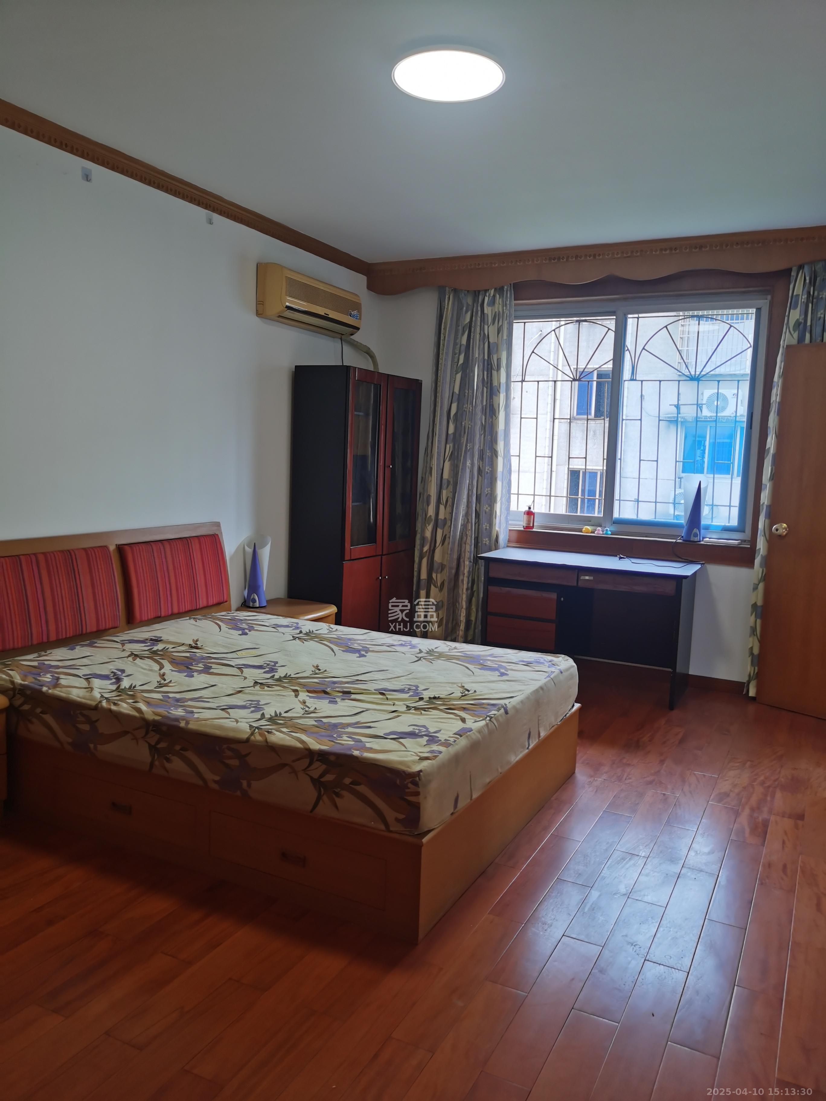 长沙市中心医院宿舍楼(雨花区)  3室2厅1卫    2000.0元/月 长沙市中心医院宿舍楼(雨花区)  3室2厅1卫    2000.0元/月室内图