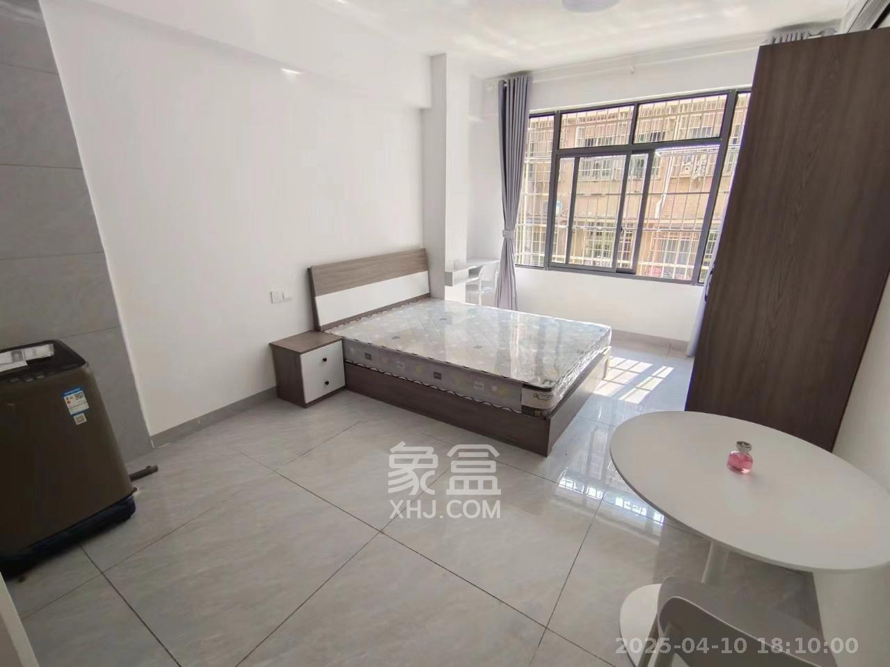 八家湾小区 1室1厅1卫 1300.0元/月 八家湾小区 1室1厅1卫 1300.0元/月室内图