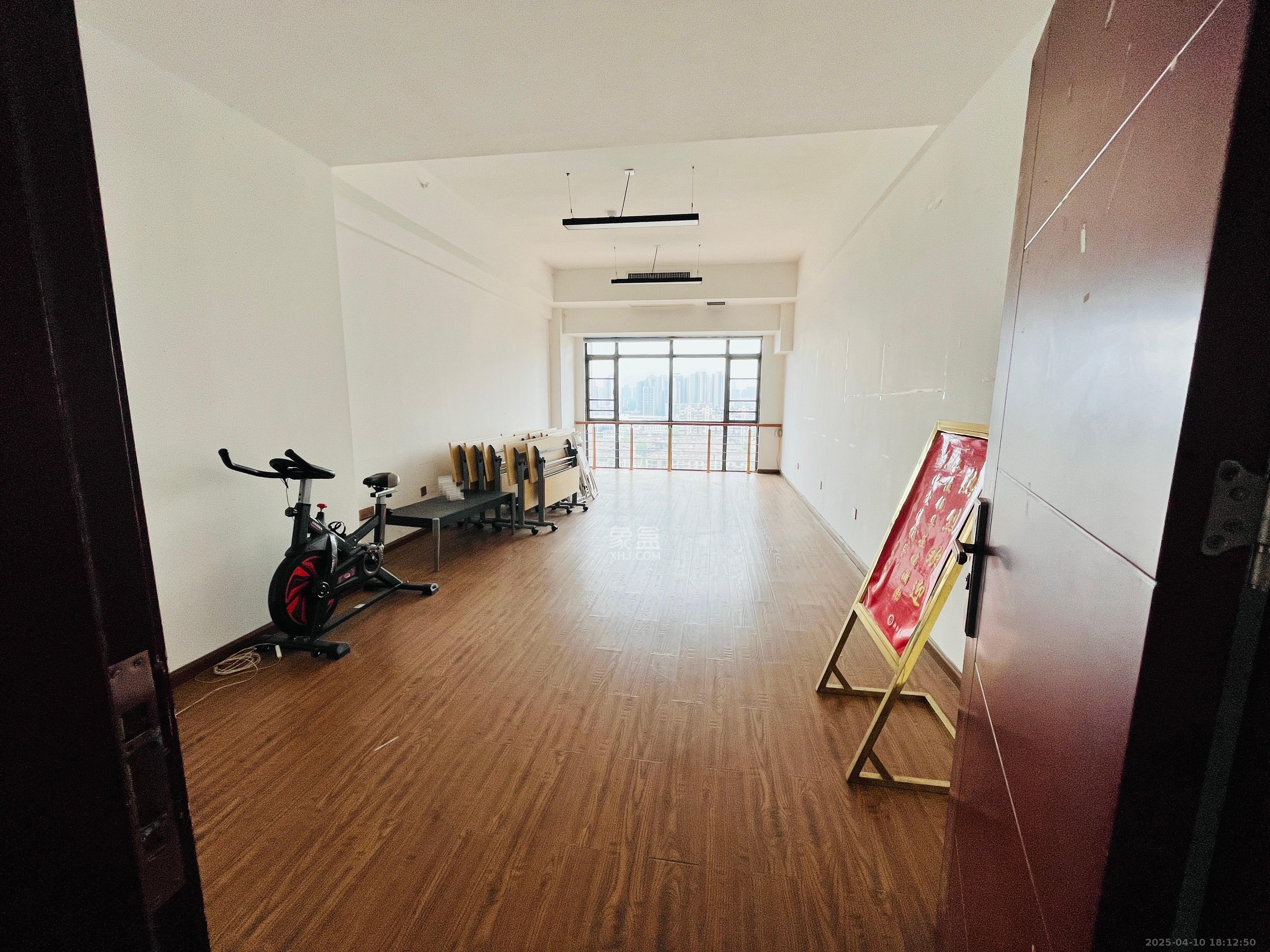 潇湘名城(新里程潇湘名城) 1室1厅1卫 2500.0元/月 潇湘名城(新里程潇湘名城) 1室1厅1卫 2500.0元/月室内图