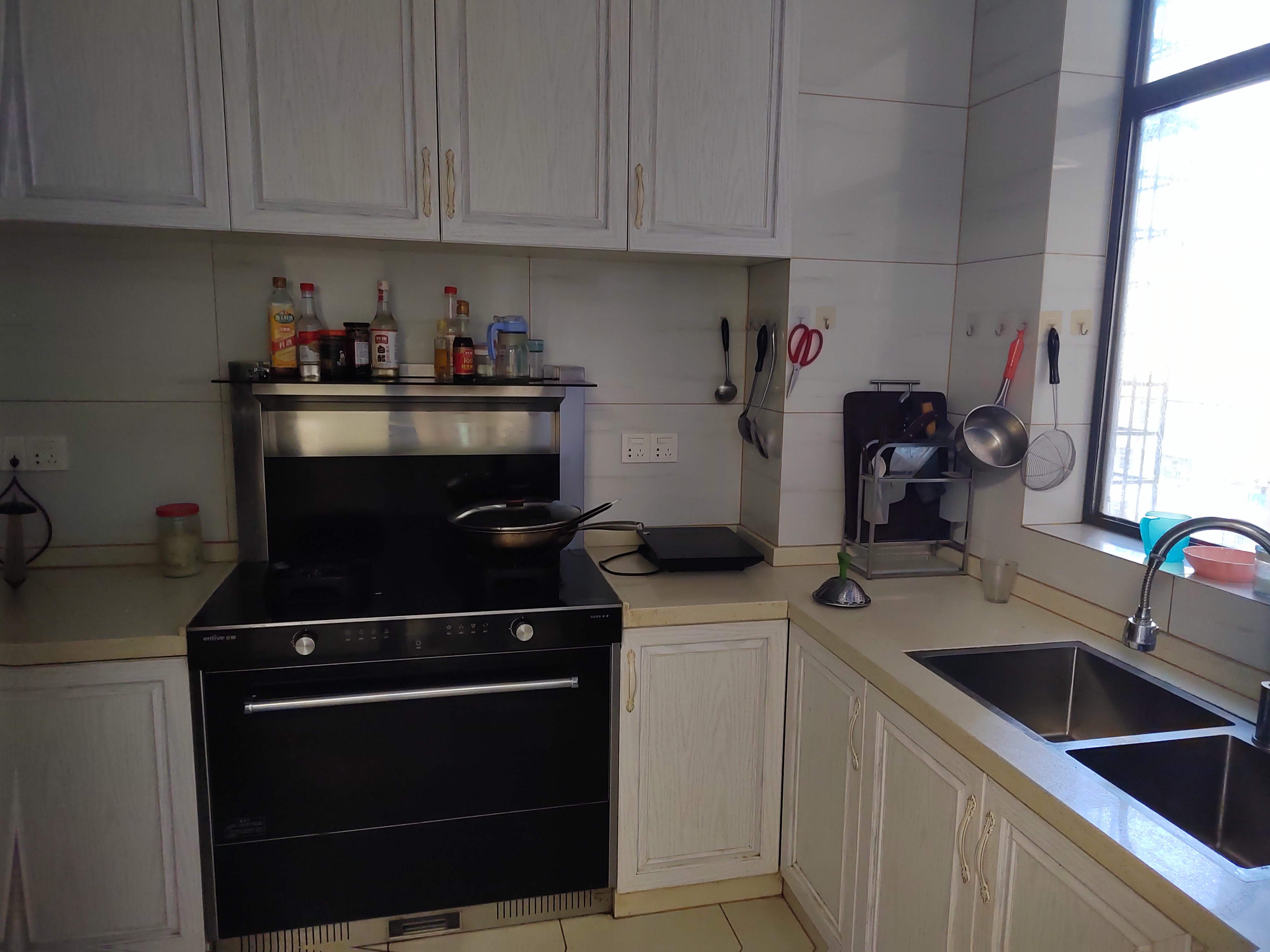 菊苑豪宅 1室0厅0卫 85.8万 菊苑豪宅 1室0厅0卫 85.8万客厅