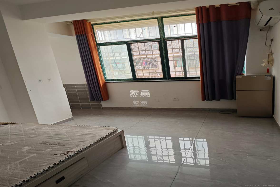 星沙国际物流园/泉星社区  2室1厅1卫    1100.0元/月 星沙国际物流园/泉星社区  2室1厅1卫    1100.0元/月室内图