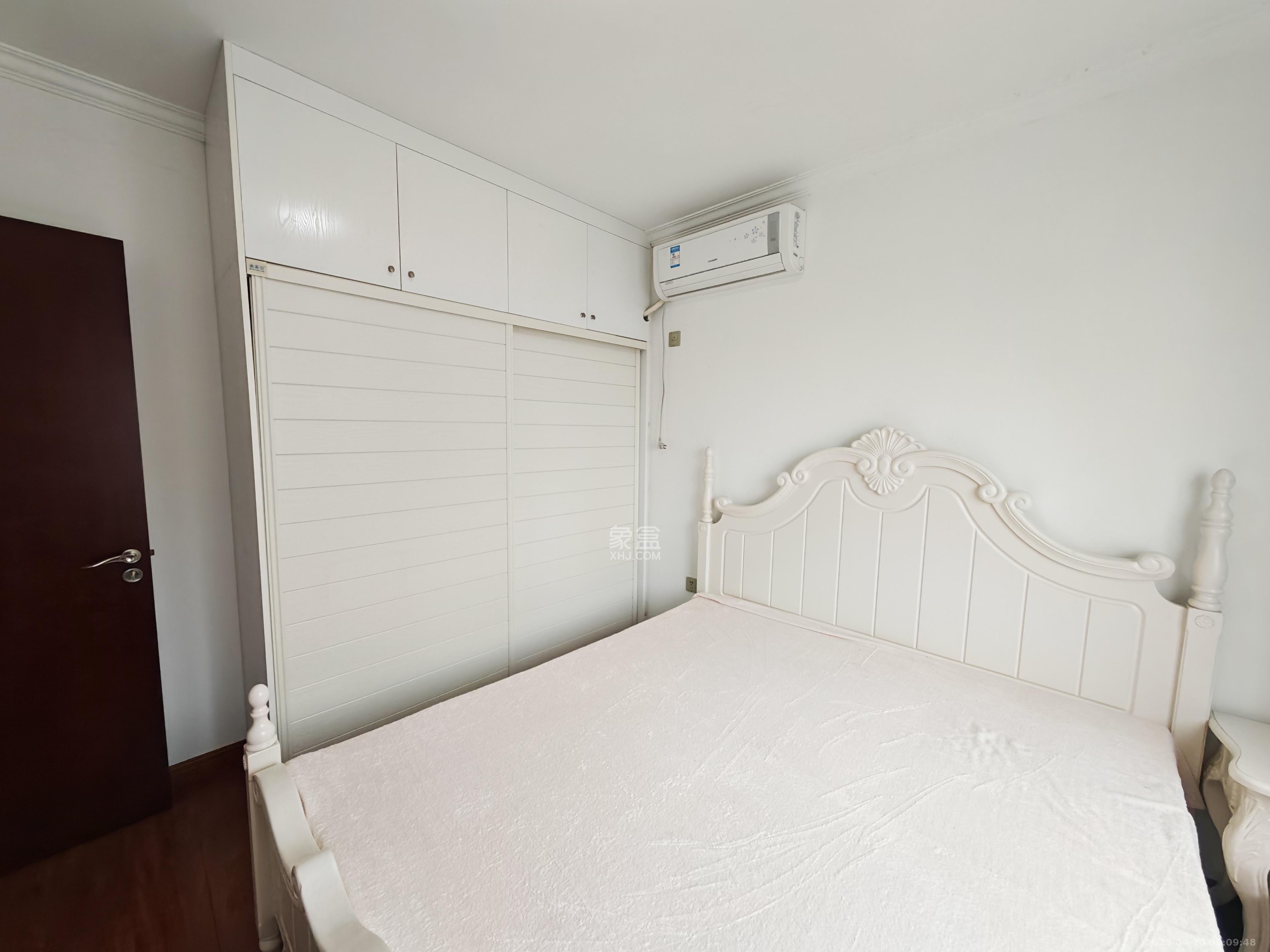 好莱城(弘德西街) 3室2厅1卫 2300.0元/月 好莱城(弘德西街) 3室2厅1卫 2300.0元/月室内图