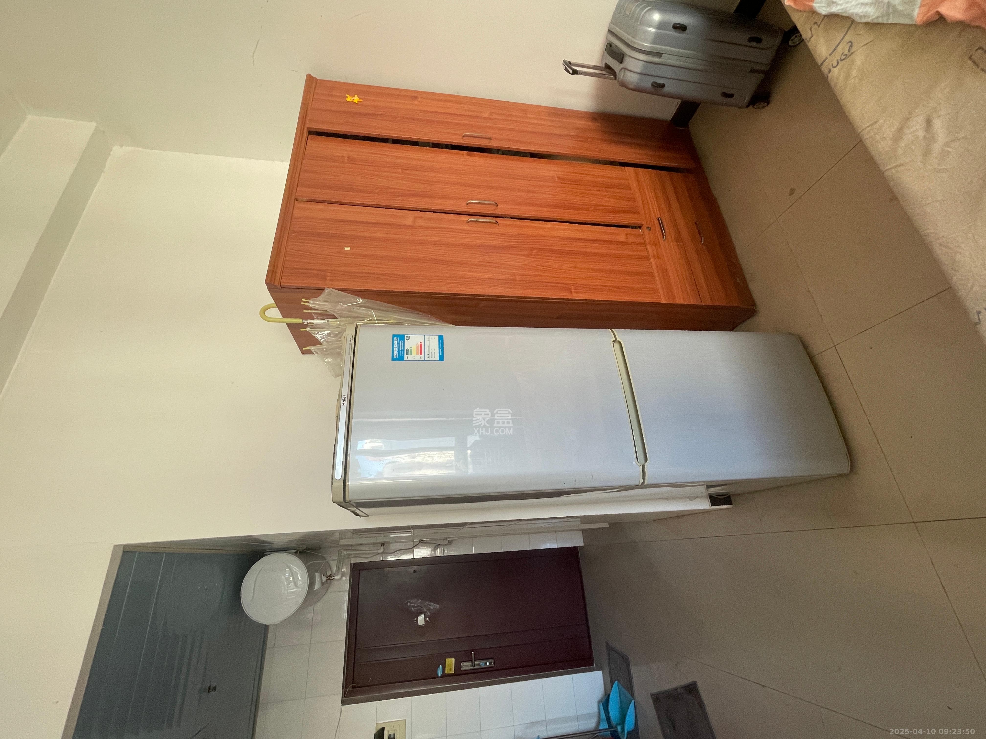 浏阳河畔家园 1室1厅1卫 1300.0元/月 浏阳河畔家园 1室1厅1卫 1300.0元/月室内图