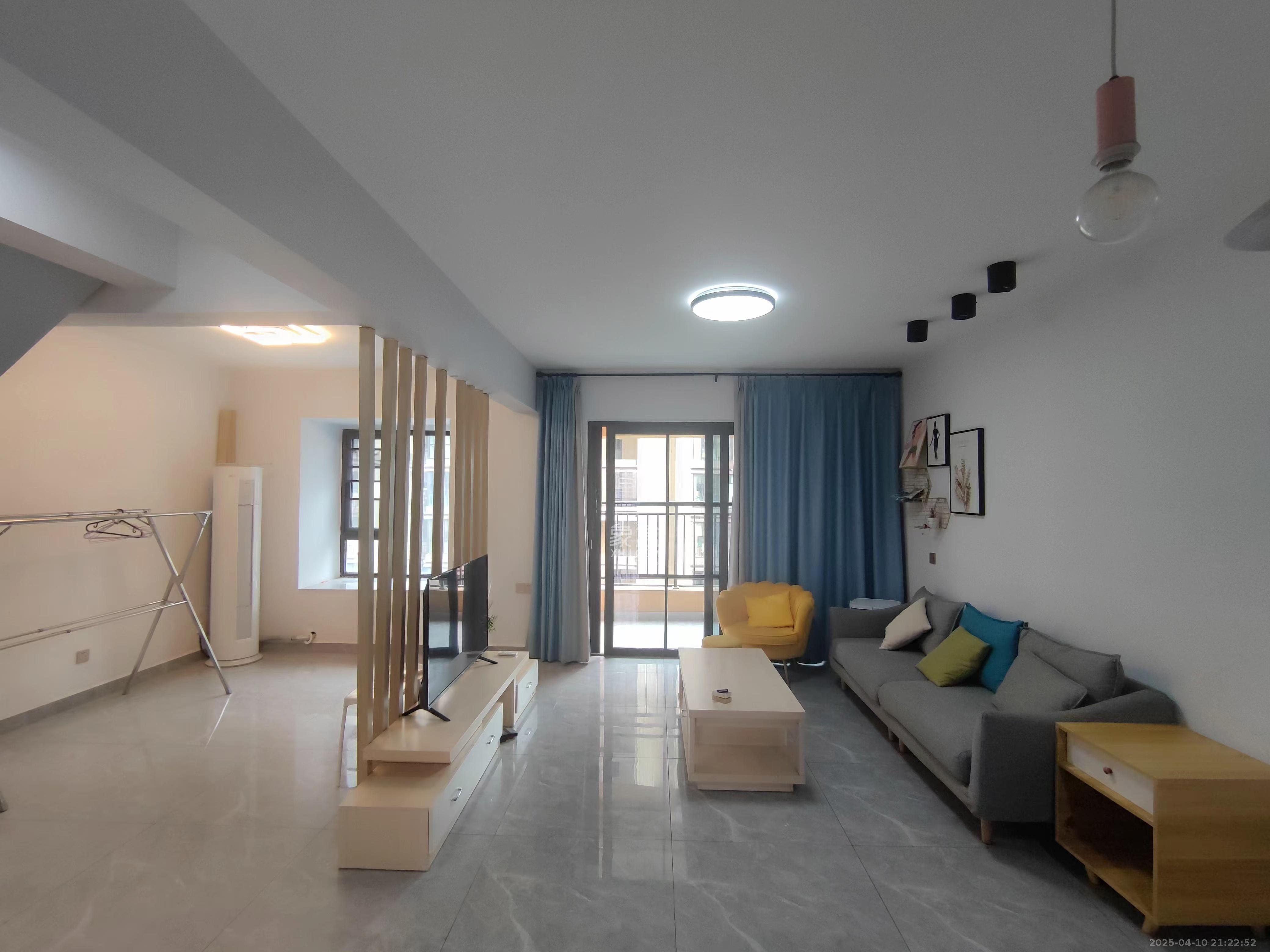 梅溪正荣府 3室2厅2卫 3200.00元/月 梅溪正荣府 3室2厅2卫 3200.00元/月室内图