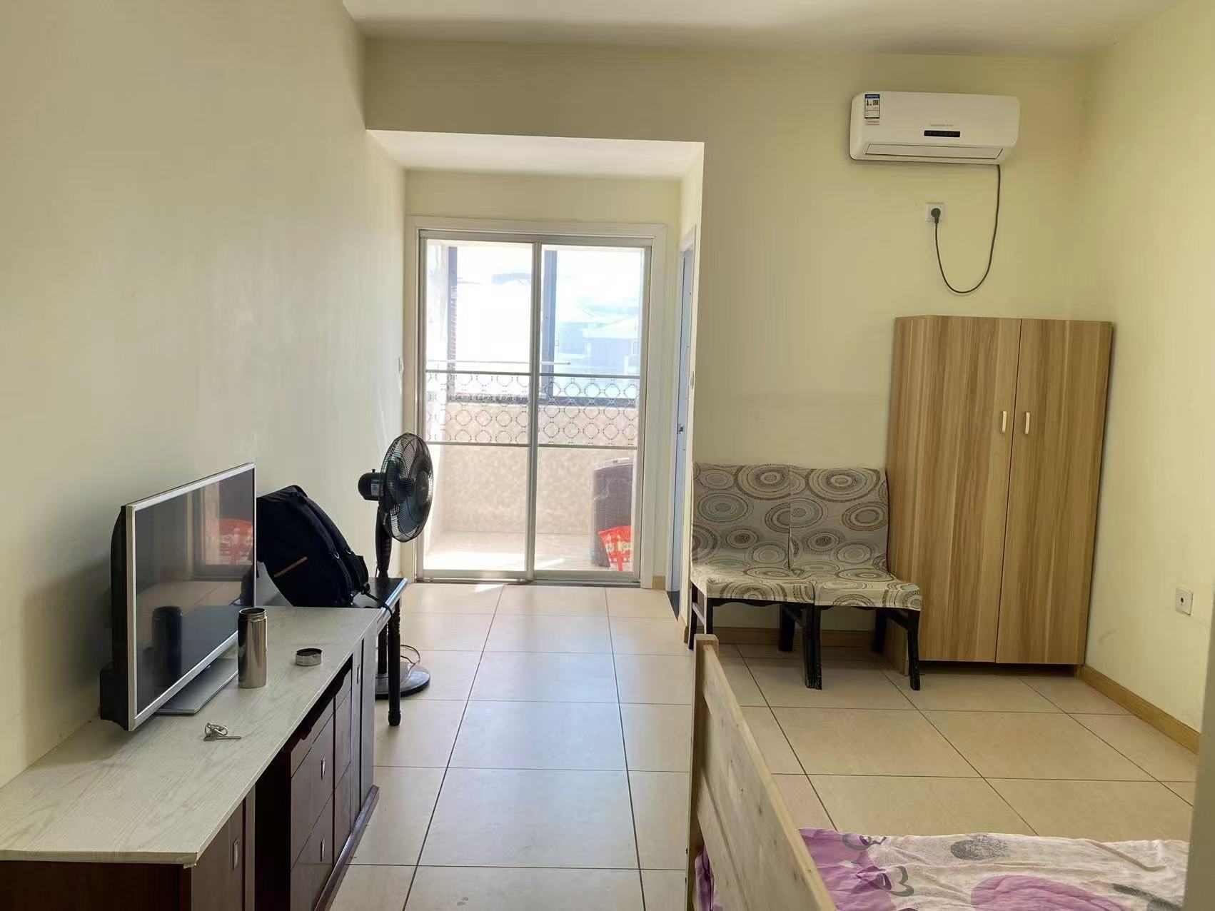 上城世家 1室1厅1卫 16.8万 上城世家 1室1厅1卫 16.8万室内图