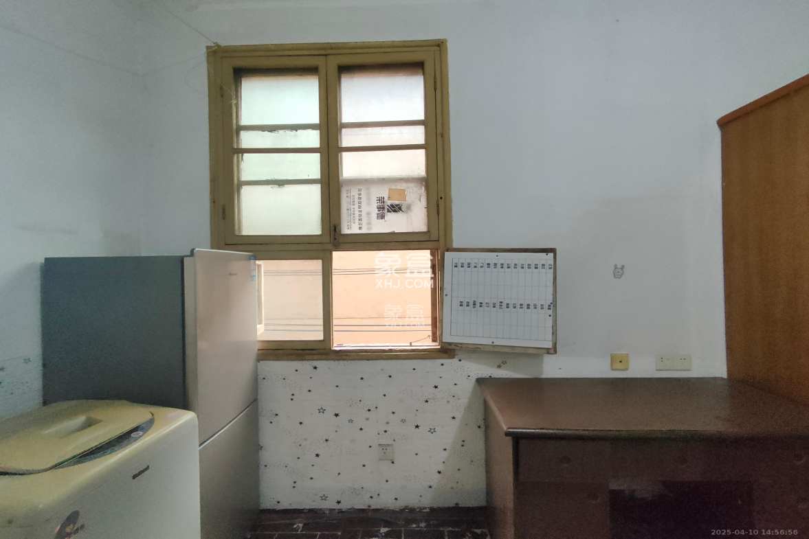 电位器厂宿舍 1室1厅1卫 800.0元/月 电位器厂宿舍 1室1厅1卫 800.0元/月室内图
