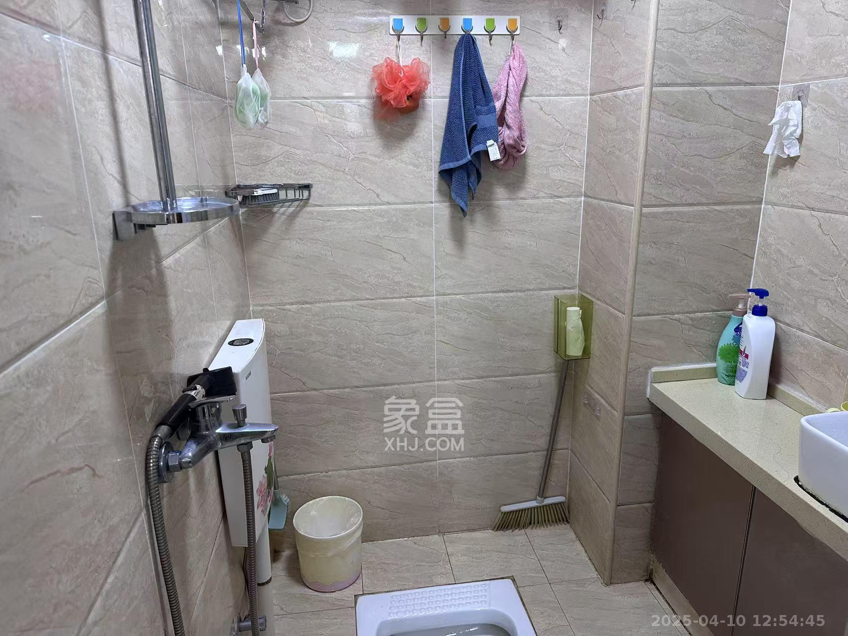金茂梅溪湖  1室1厅1卫   1800.00元/月