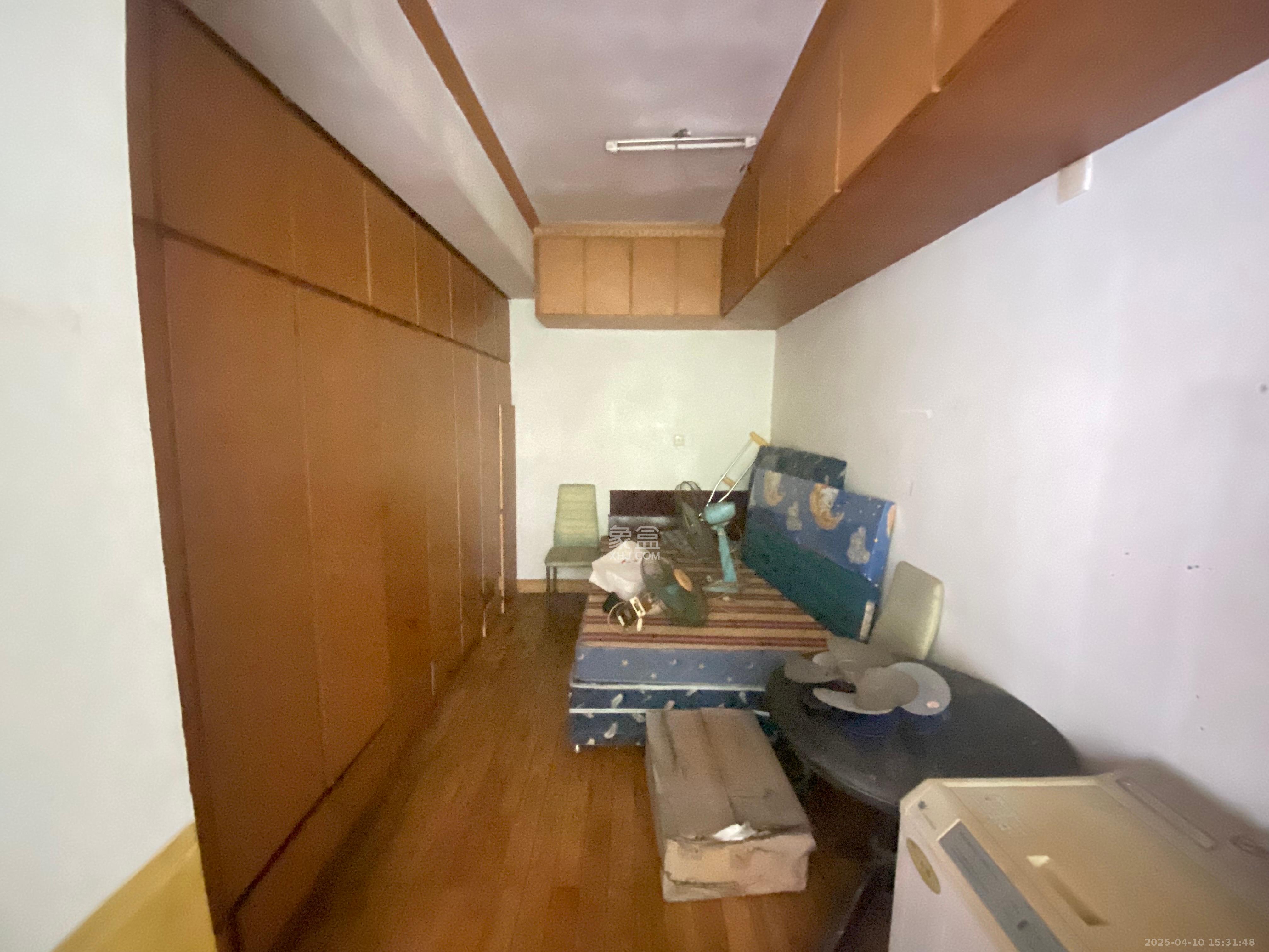 通程物流宿舍  2室1厅1卫   1500.00元/月室内图