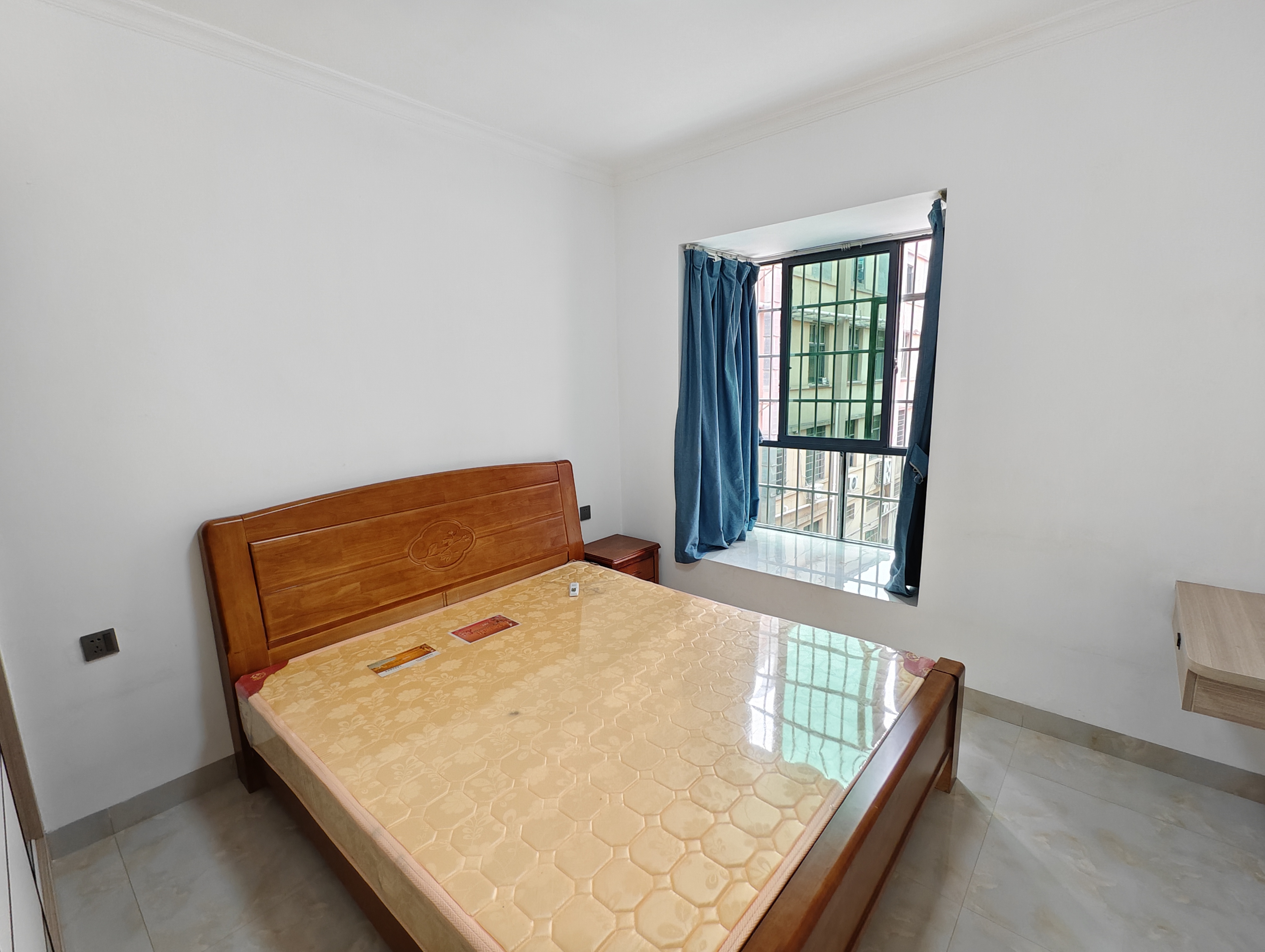 立新长湖安置区(水映豪廷安置房) 2室1厅1卫 1300.0元/月 立新长湖安置区(水映豪廷安置房) 2室1厅1卫 1300.0元/月室内图