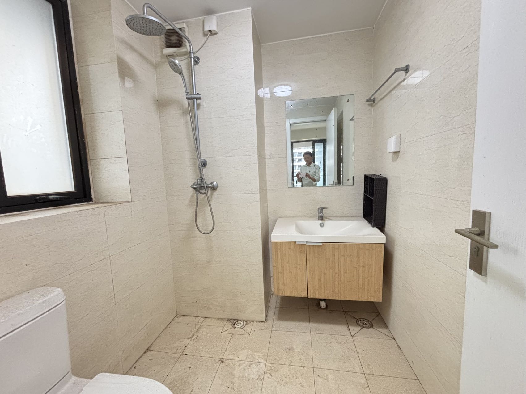 天地凤凰城 3室2厅2卫 150.0万 天地凤凰城 3室2厅2卫 150.0万室内图