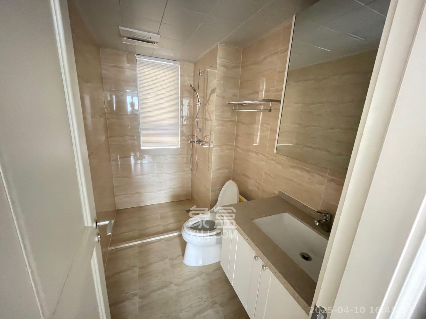 万科魅力之城  3室2厅1卫    2399.0元/月 万科魅力之城  3室2厅1卫    2399.0元/月室内图