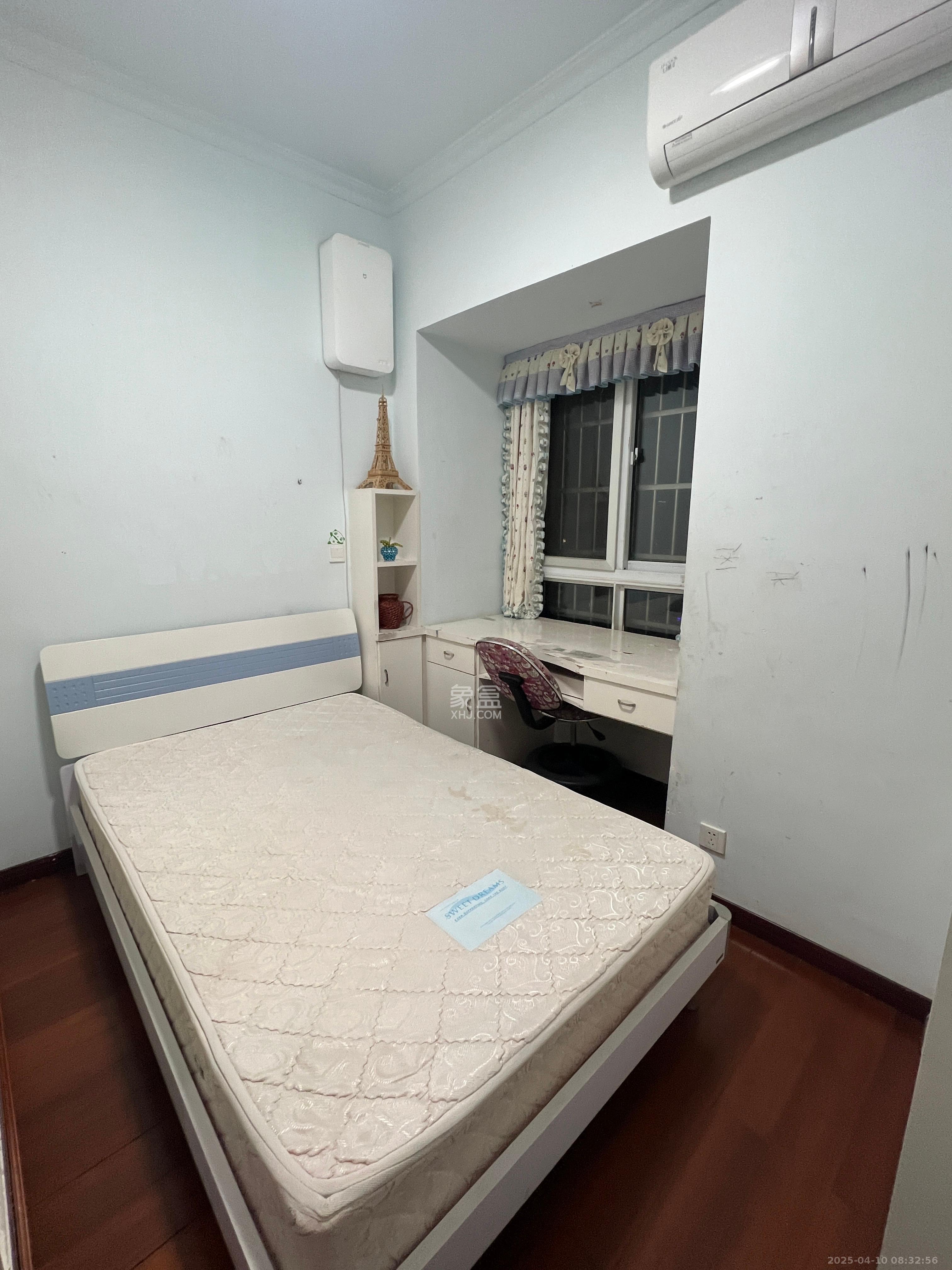 湘府十城(汇财御景湾新寓,汇财国际) 3室2厅2卫 2500.0元/月 湘府十城(汇财御景湾新寓,汇财国际) 3室2厅2卫 2500.0元/月室内图